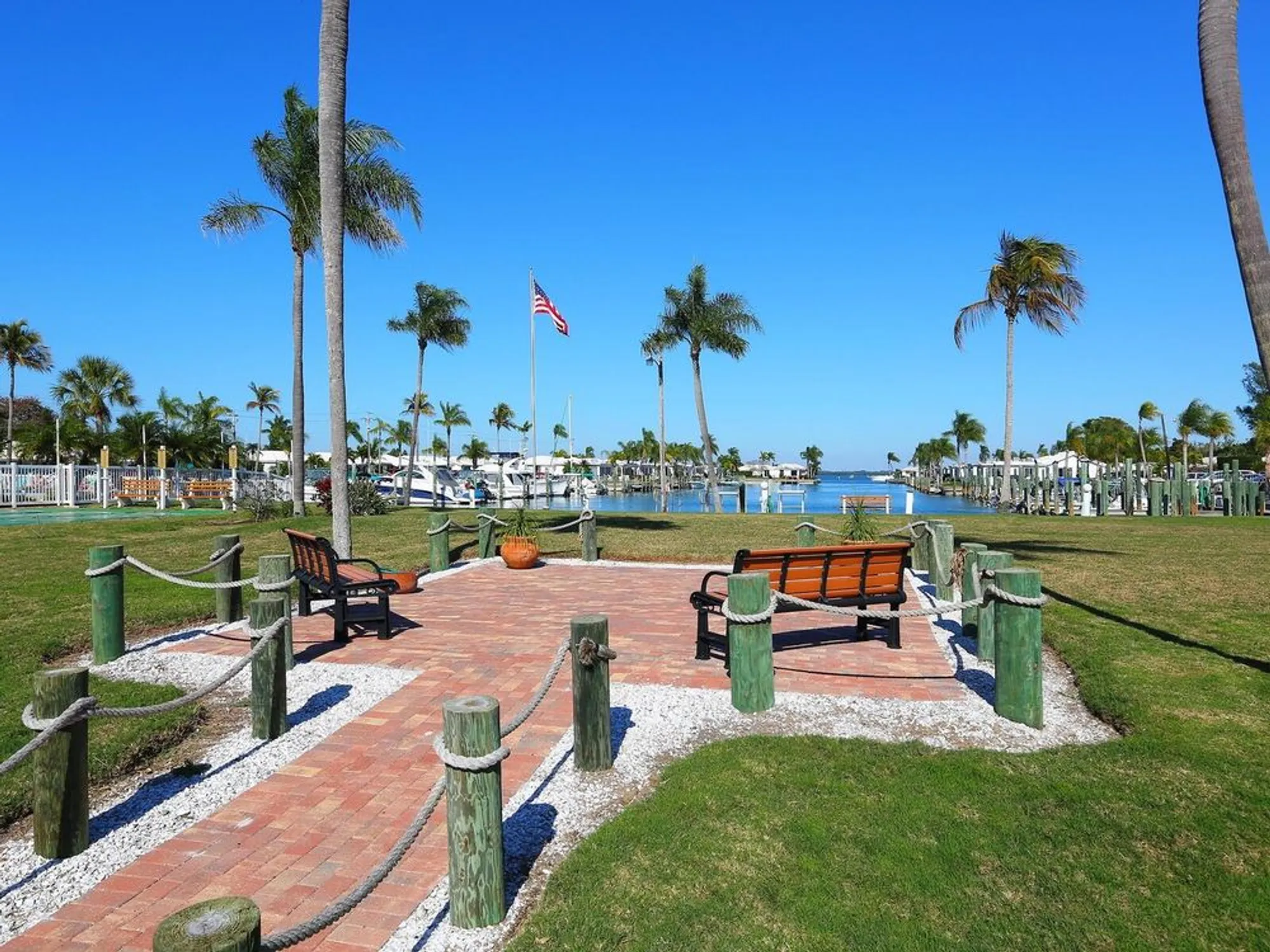Property Slideshow image 22 of 41 | 667 el centro, Longboat Key, FL, 34228