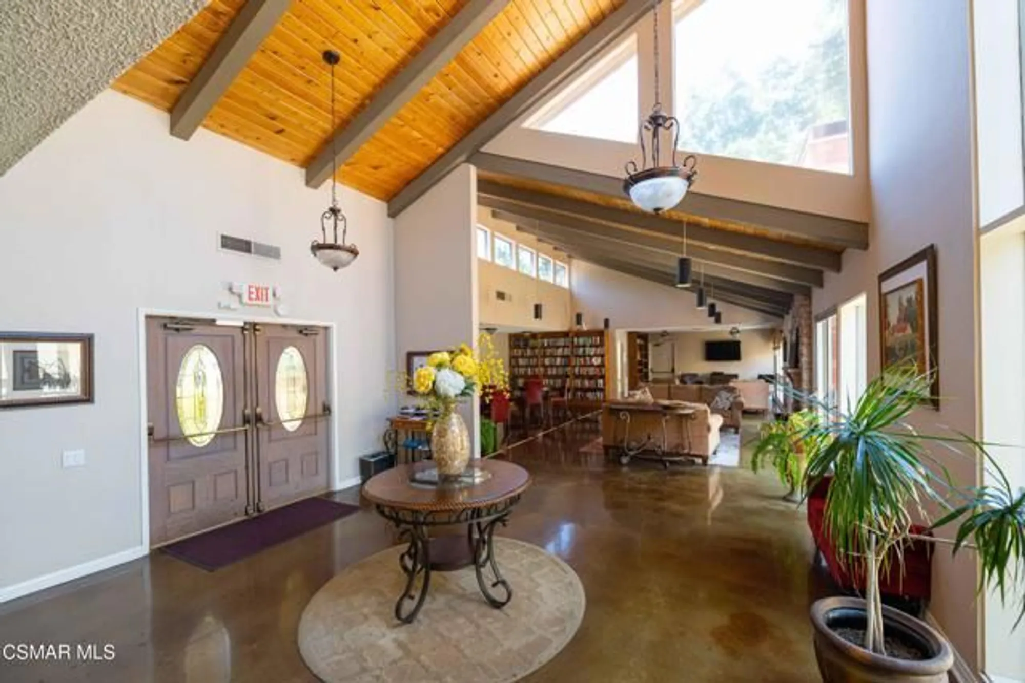 Property Slideshow image 22 of 34 | 460 arbor lane ct apt 203, Thousand Oaks, CA, 91360