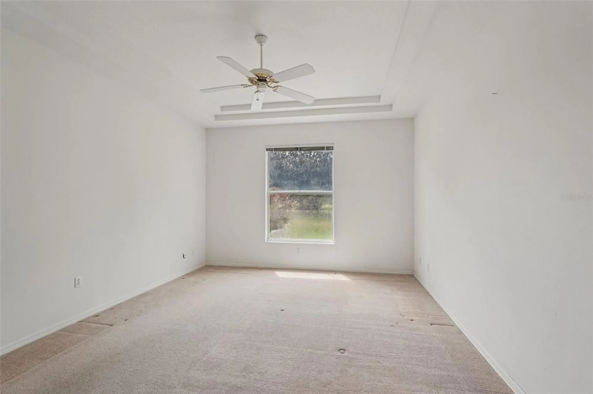 Property Slideshow image 21 of 61 | 2114 worthington greens dr, Sun City Center, FL, 33573