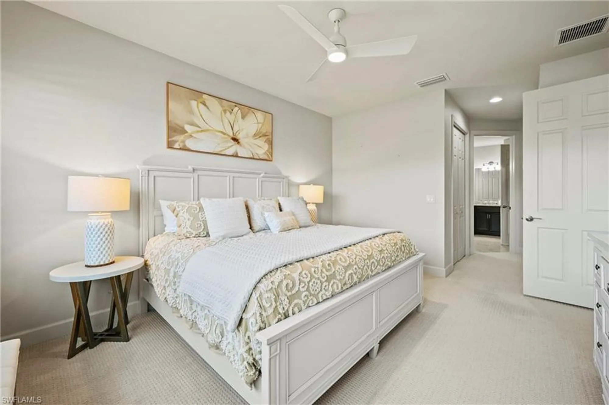 Property Slideshow image 10 of 35 | 10231 glastonbury cir 101, Fort Myers, FL, 33913