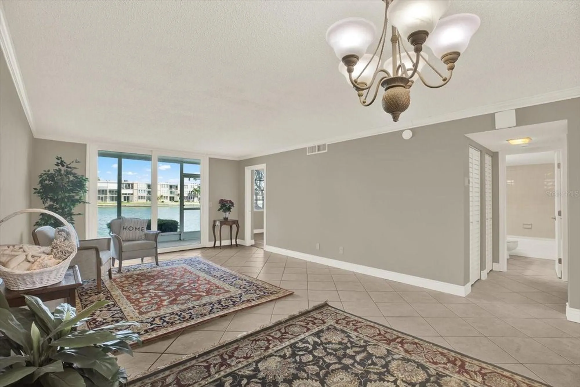 Property Slideshow image 4 of 36 | 7625 sun island dr 107, South Pasadena, FL, 33707