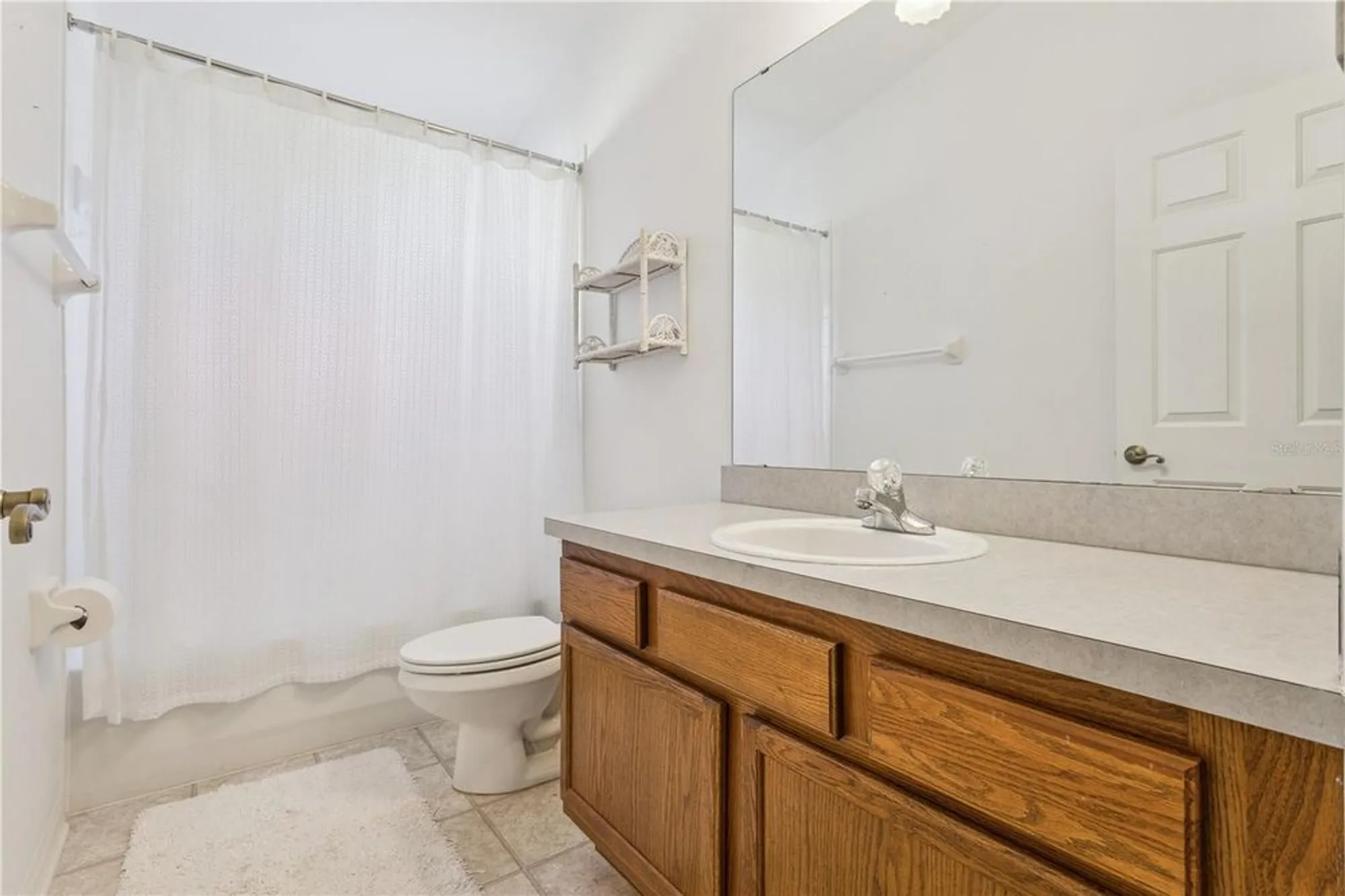 Property Slideshow image 30 of 40 | 4936 sawgrass lake cir, Leesburg, FL, 34748