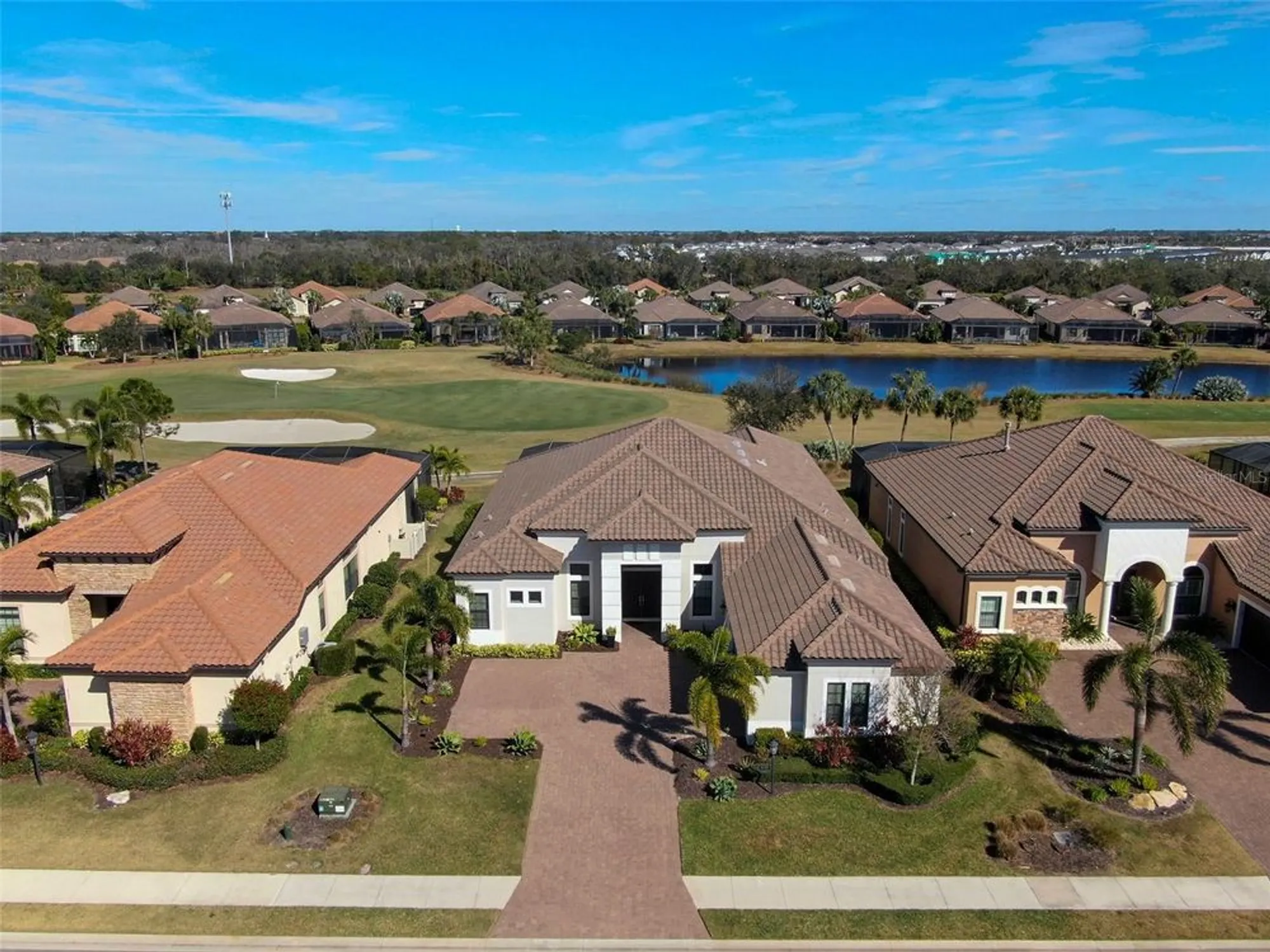 Property Slideshow image 2 of 91 | 4745 benito ct, Lakewood Ranch, FL, 34211