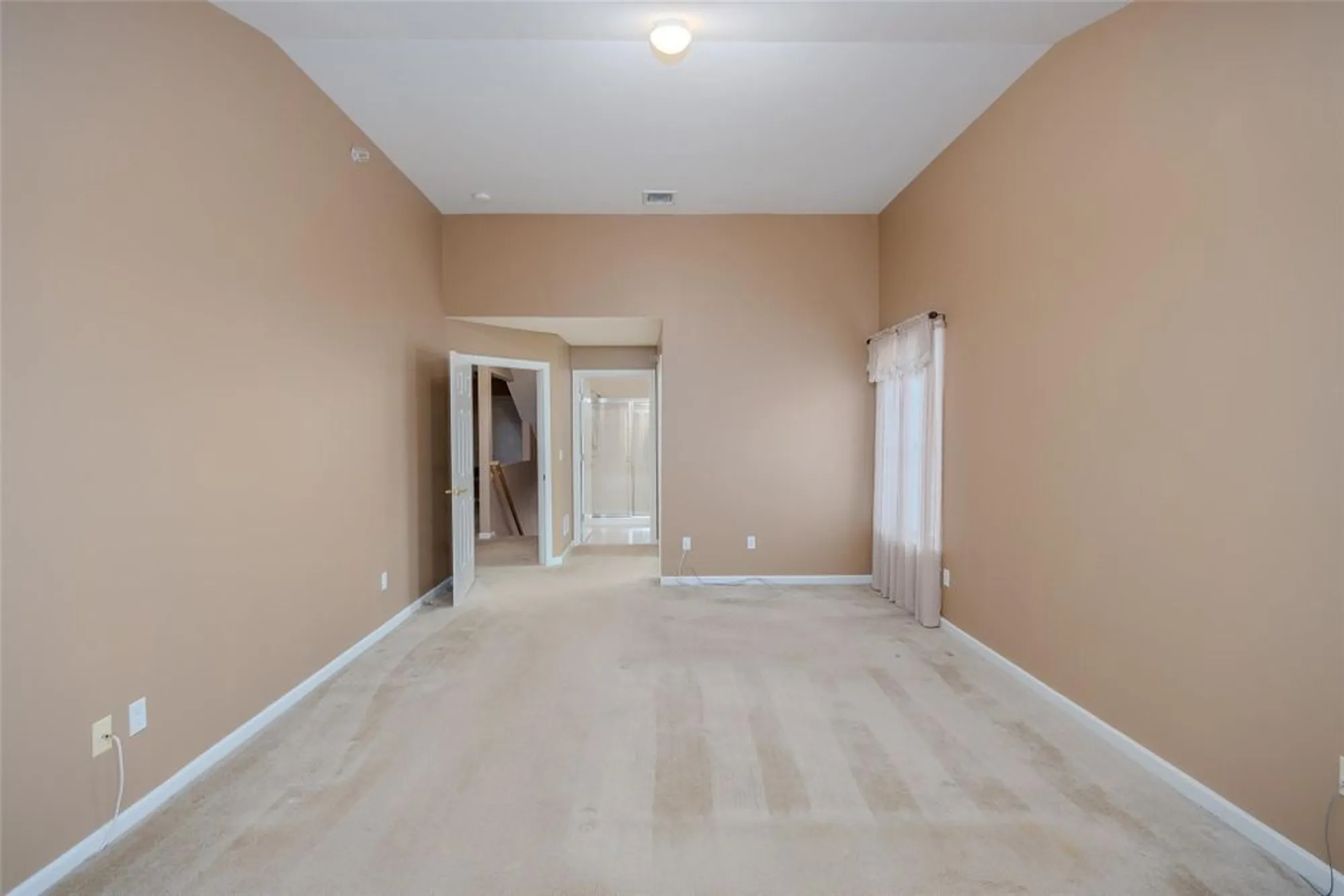 Property Slideshow image 18 of 37 | 166 ira rd, Mount Sinai, NY, 11766