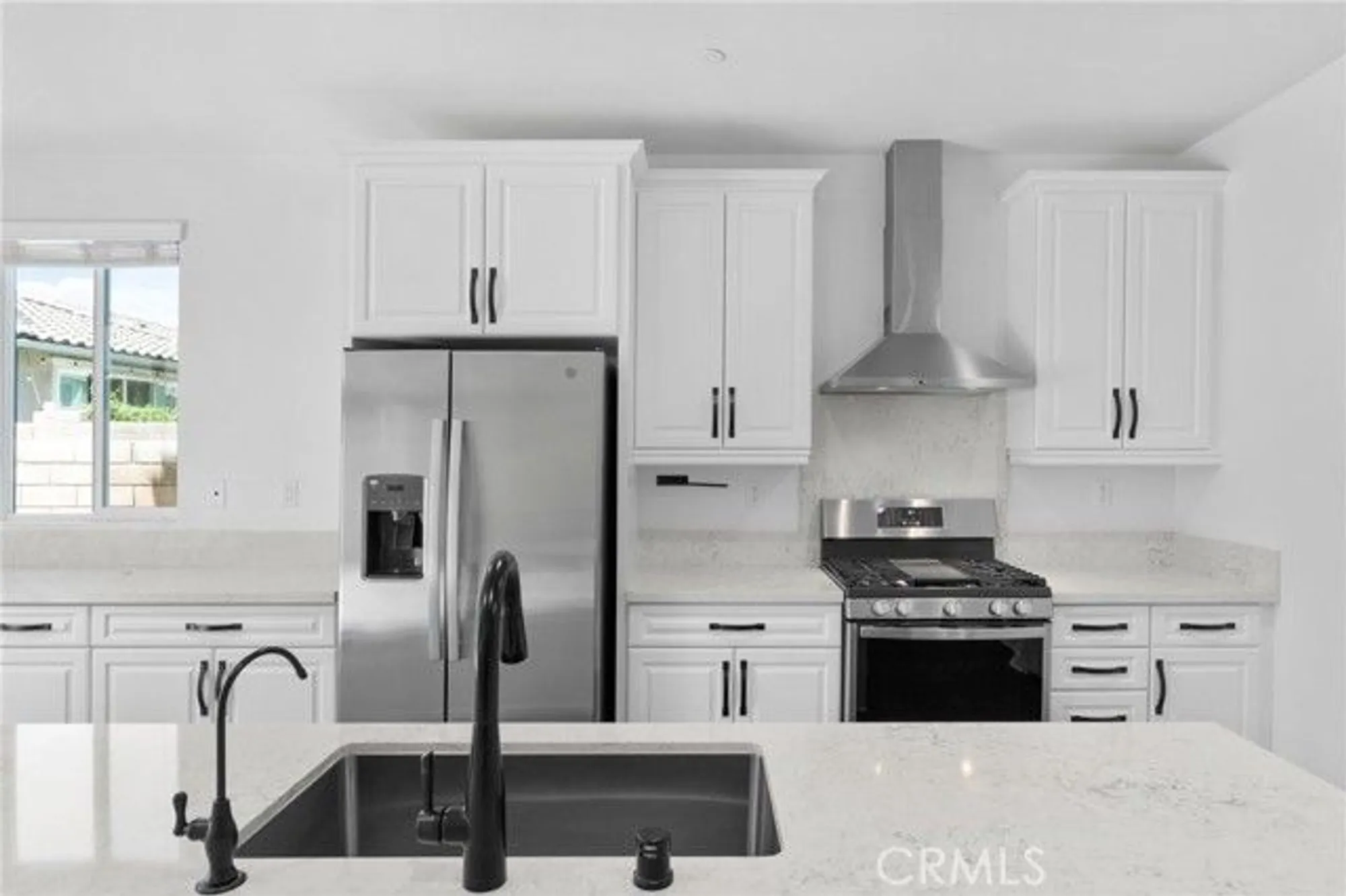 Property Slideshow image 7 of 47 | 24085 midvale ct, Corona, CA, 92883