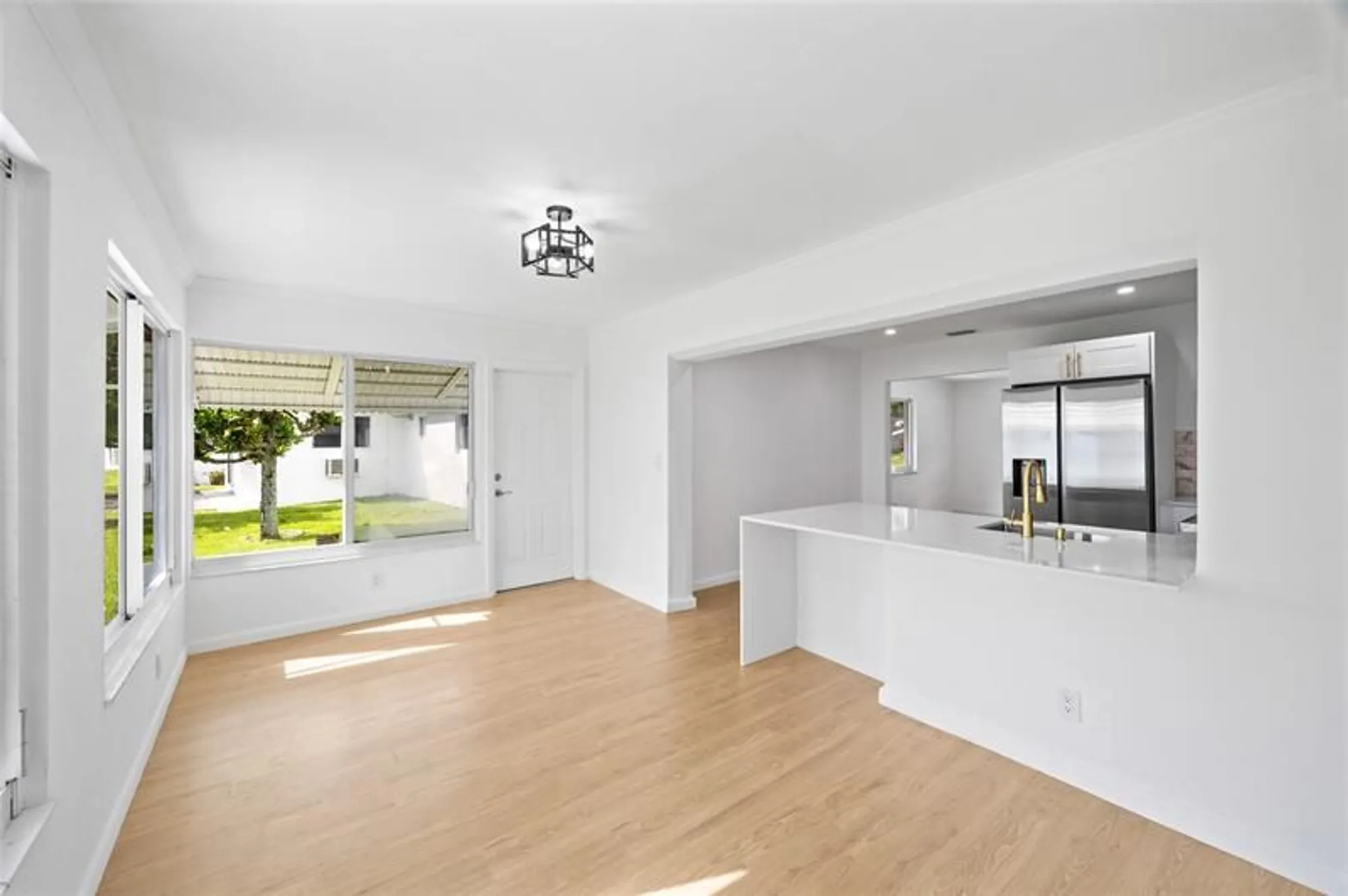 Property Slideshow image 13 of 34 | 2920 nw 2nd ave, Pompano Beach, FL, 33064