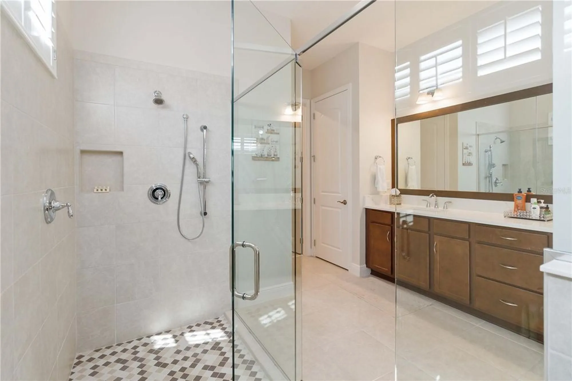 Property Slideshow image 38 of 71 | 5037 fallglo way, Saint Cloud, FL, 34772