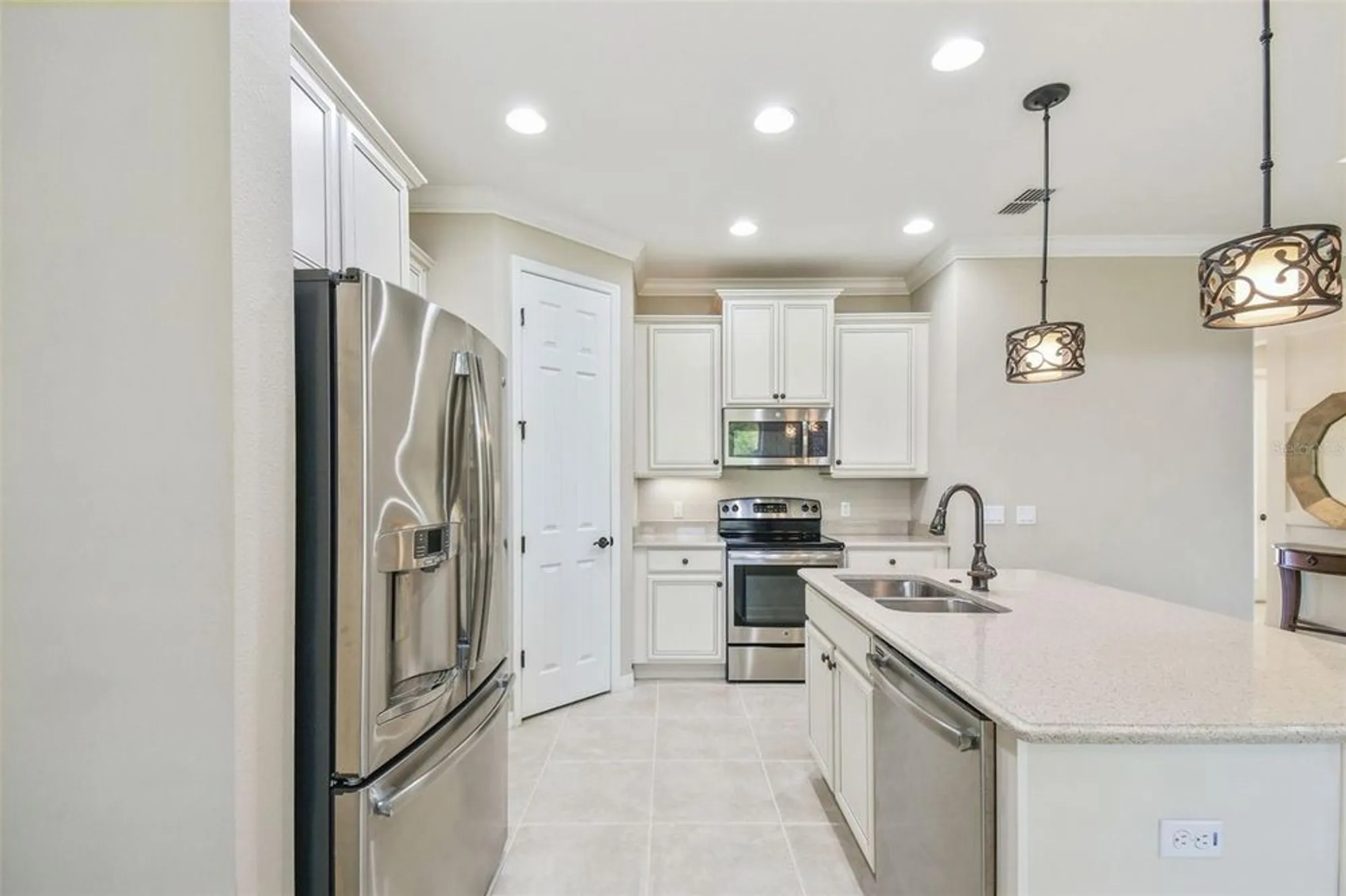 Property Slideshow image 9 of 54 | 159 casavista dr, Kissimmee, FL, 34759