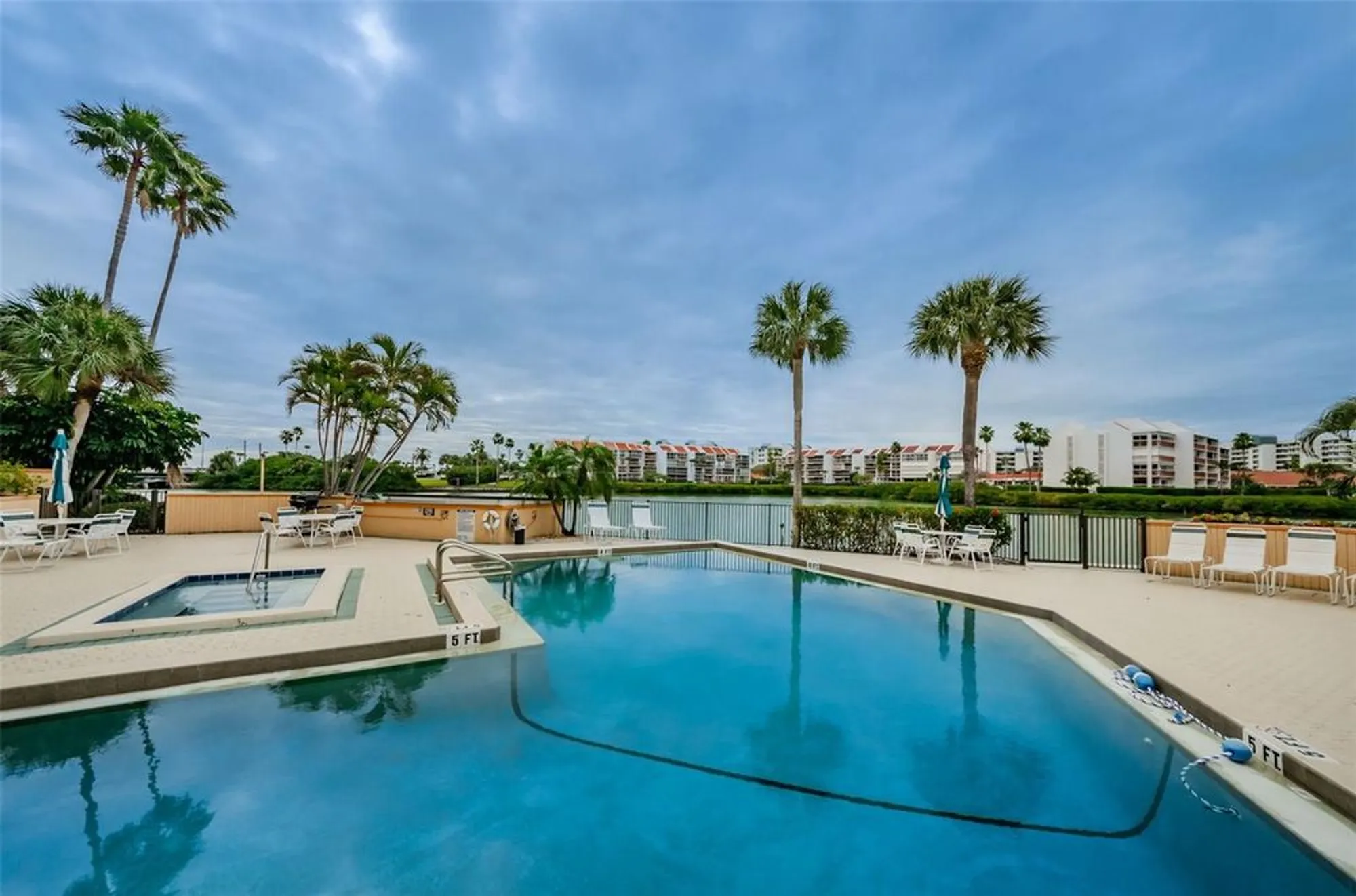 Property Slideshow image 37 of 66 | 7400 sun island dr 806, South Pasadena, FL, 33707