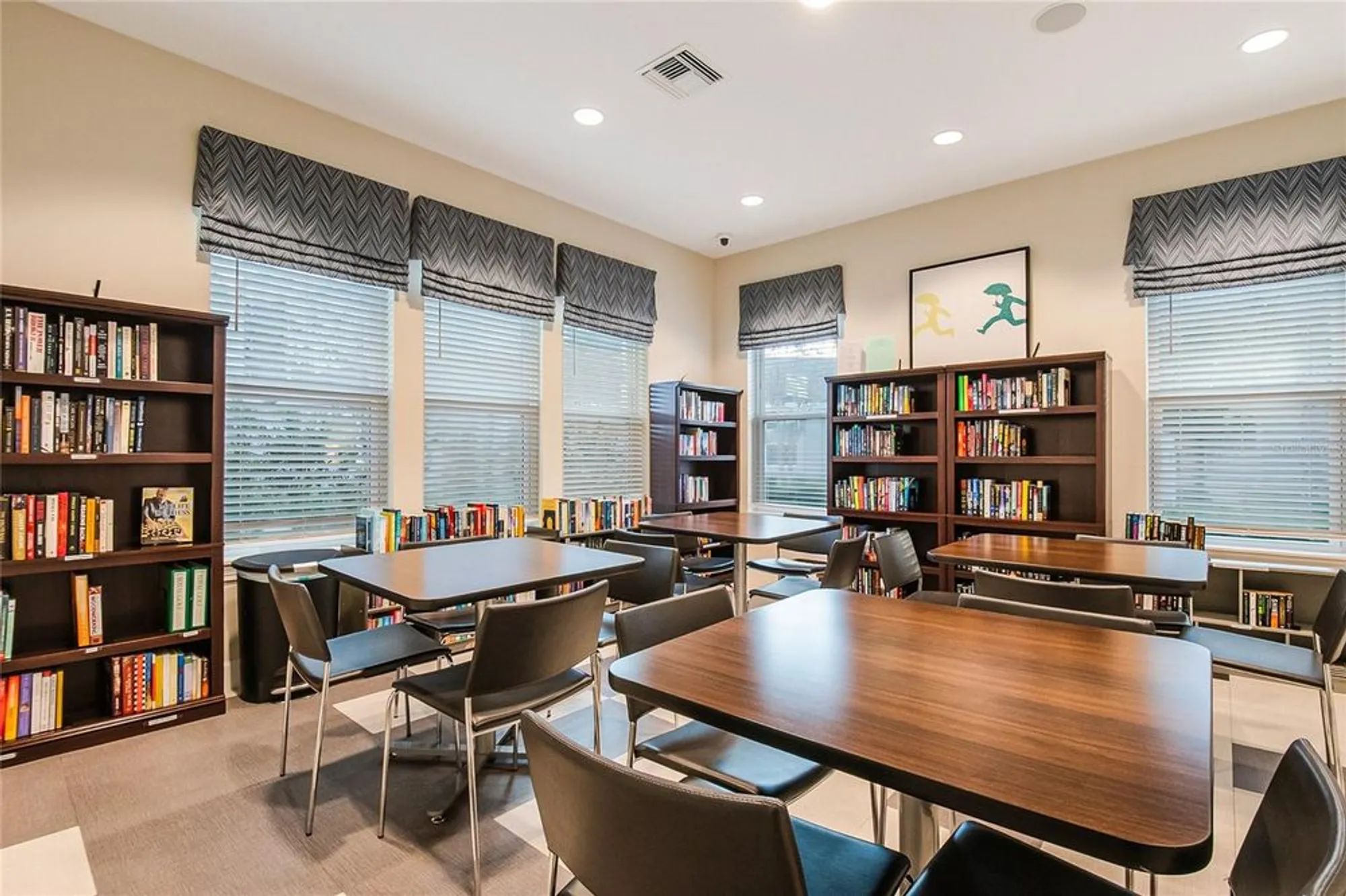 Property Slideshow image 48 of 55 | 7573 laureate blvd unit 1305, Orlando, FL, 32827