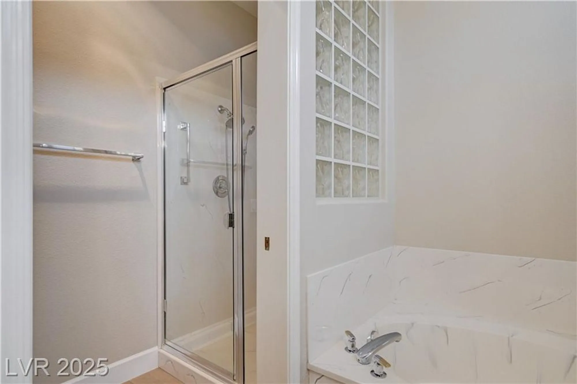 Property Slideshow image 35 of 77 | 2801 byron dr, Las Vegas, NV, 89134