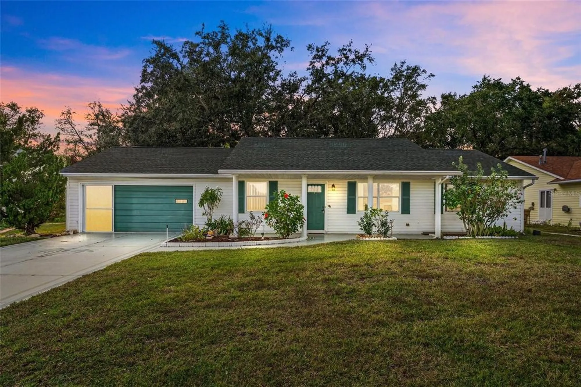 Property Slideshow image 4 of 34 | 2215 orkney dr, Leesburg, FL, 34788