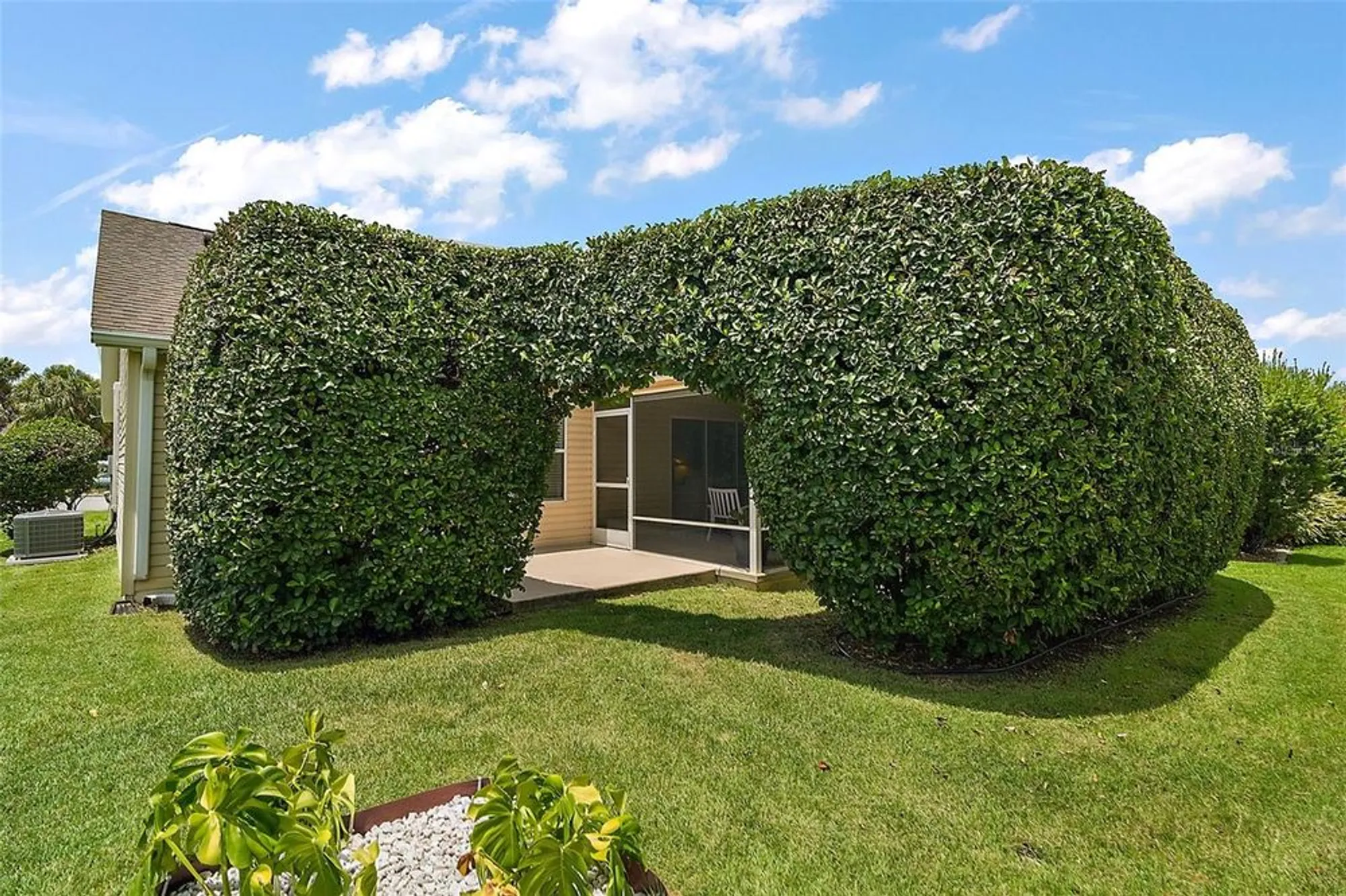 Property Slideshow image 31 of 36 | 2377 longbow trl, The Villages, FL, 32162