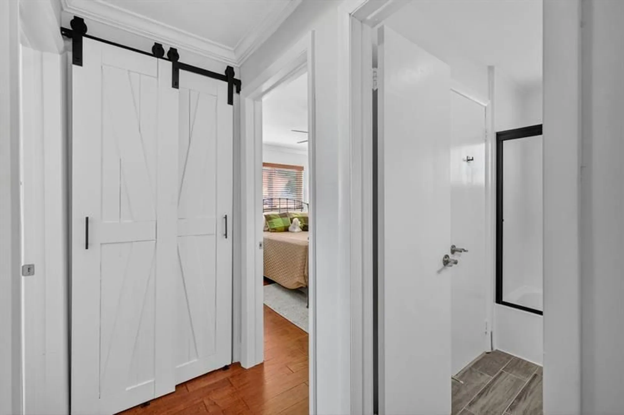 Property Slideshow image 15 of 49 | 2550 e golf blvd, Pompano Beach, FL, 33064