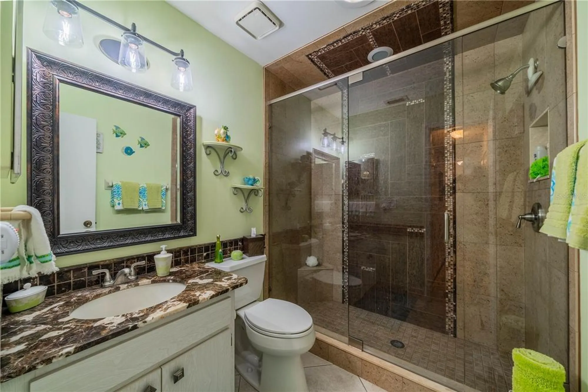 Property Slideshow image 9 of 34 | 2035 hampstead cir # 275, Sun City Center, FL, 33573