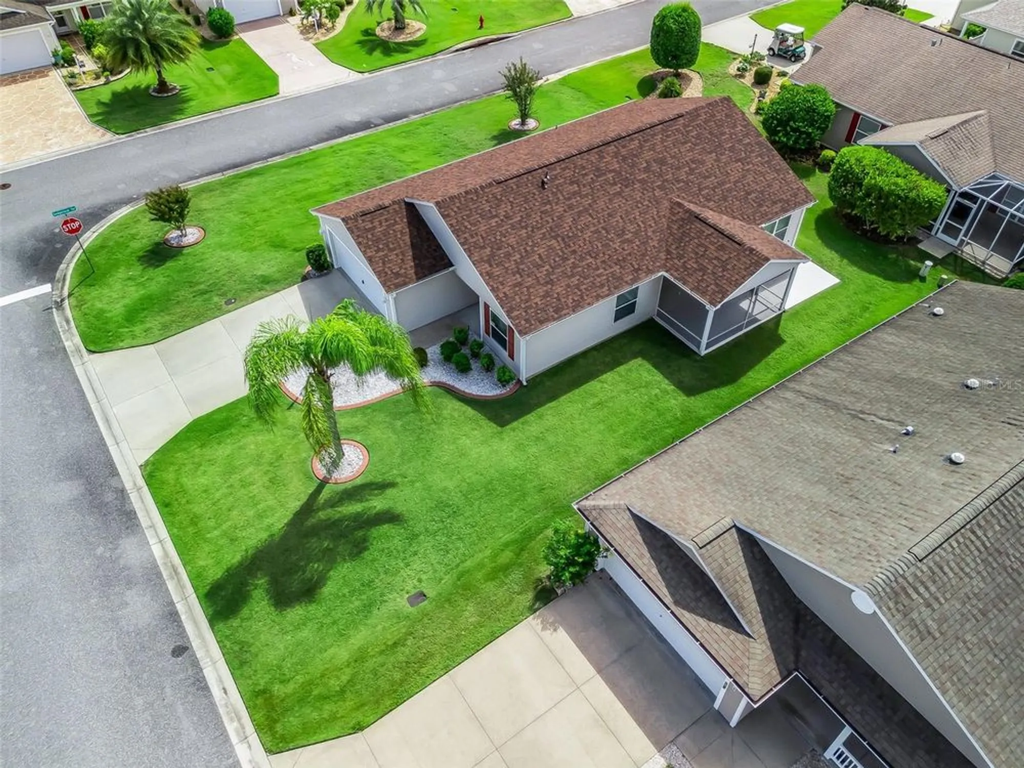 Property Slideshow image 36 of 42 | 2046 dalecroft trl, The Villages, FL, 32162