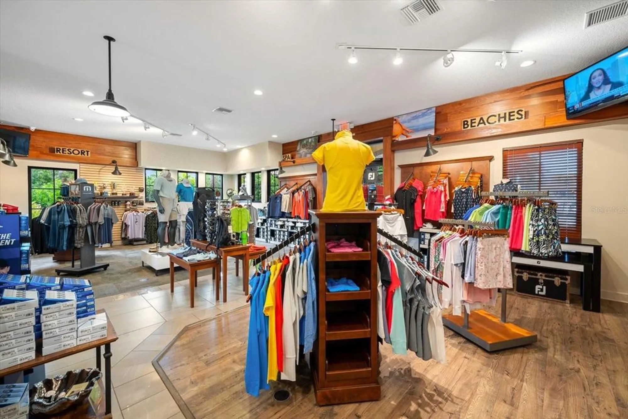 Property Slideshow image 67 of 74 | 5121 serata dr, Lakewood Ranch, FL, 34211