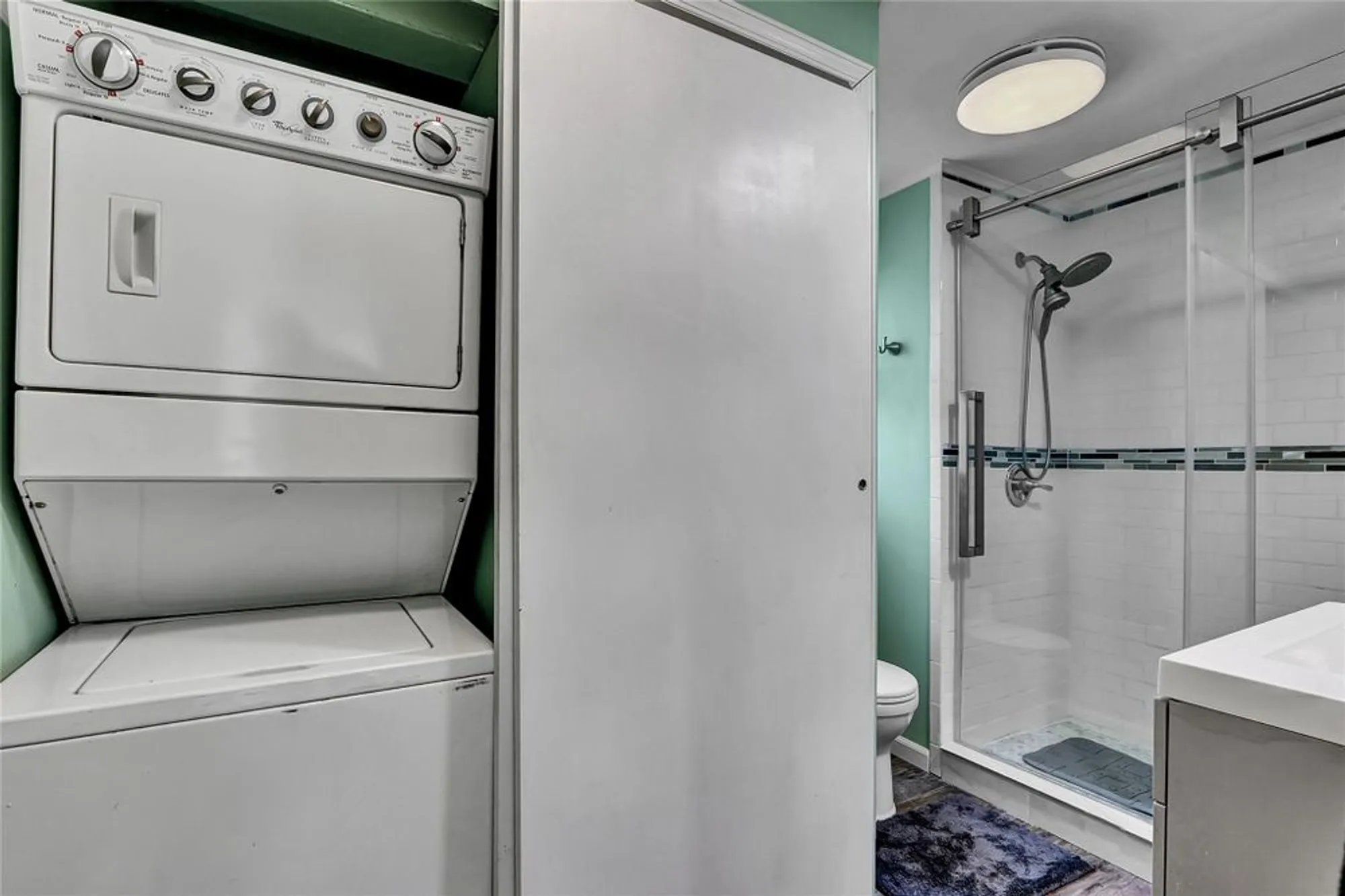 Property Slideshow image 17 of 18 | 164 village cir, Manorville, NY, 11949