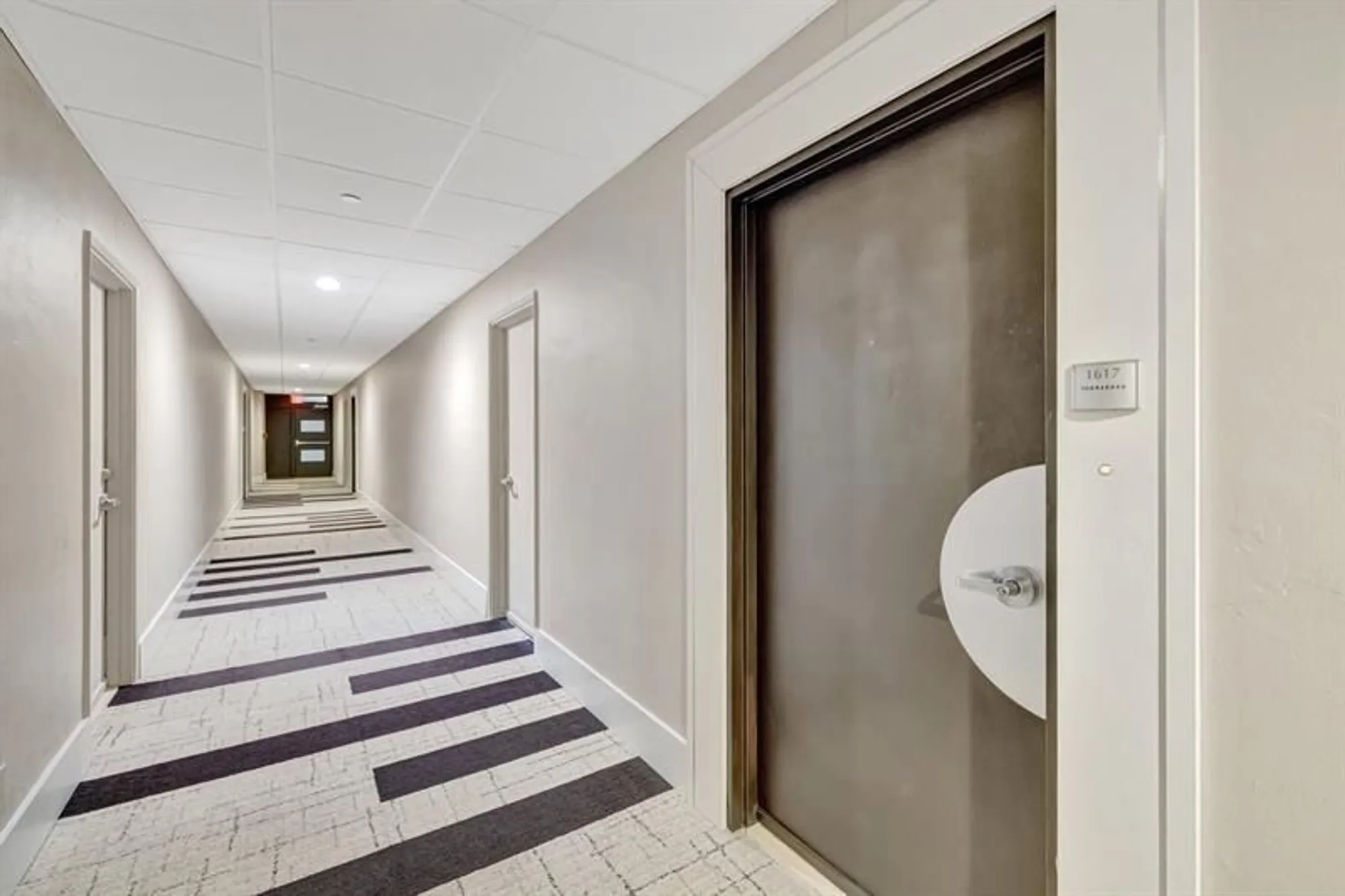 Property Slideshow image 4 of 45 | 3300 ne 36th st apt 1617, Fort Lauderdale, FL, 33308