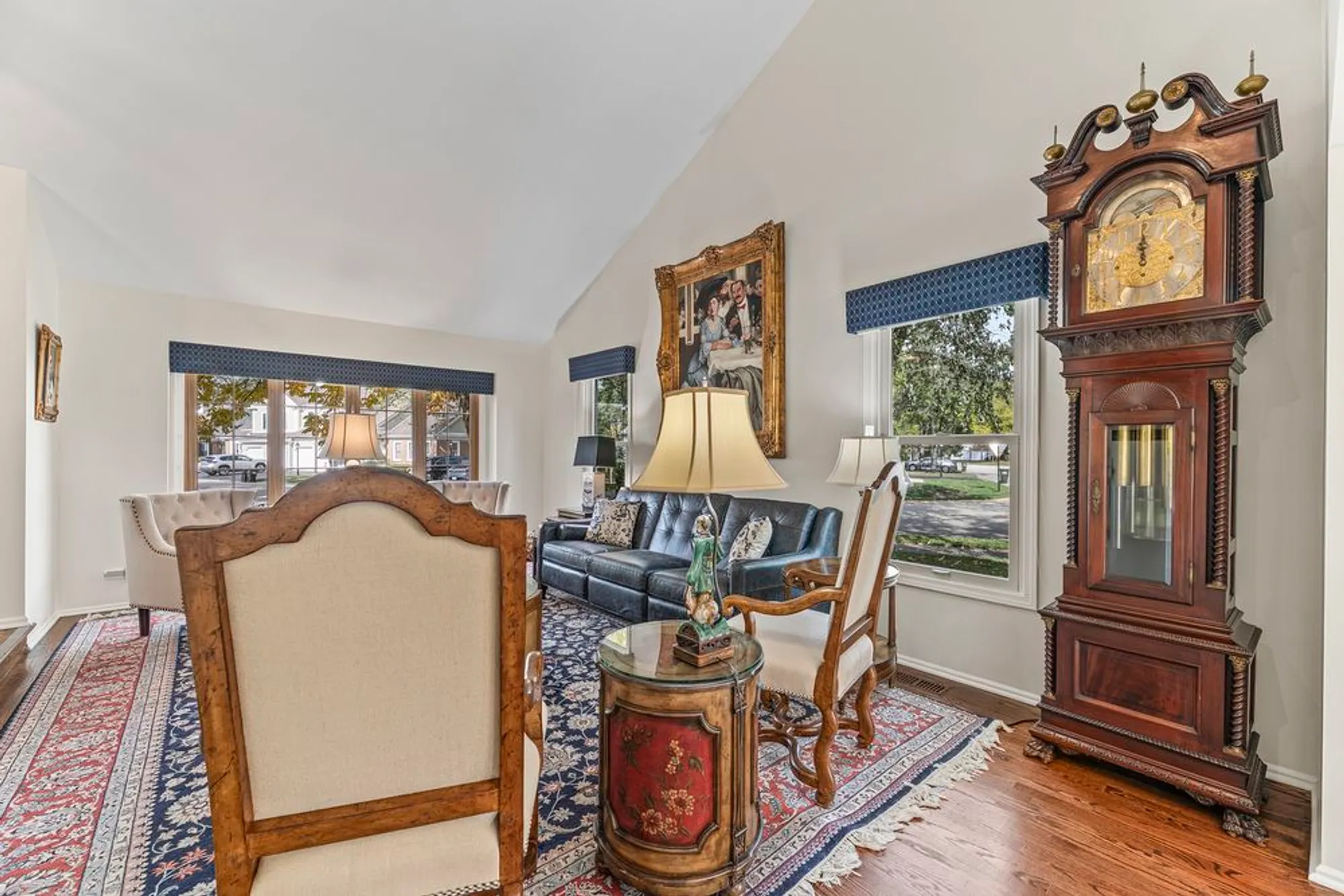 Property Slideshow image 5 of 30 | , Prospect Heights, IL, 60070