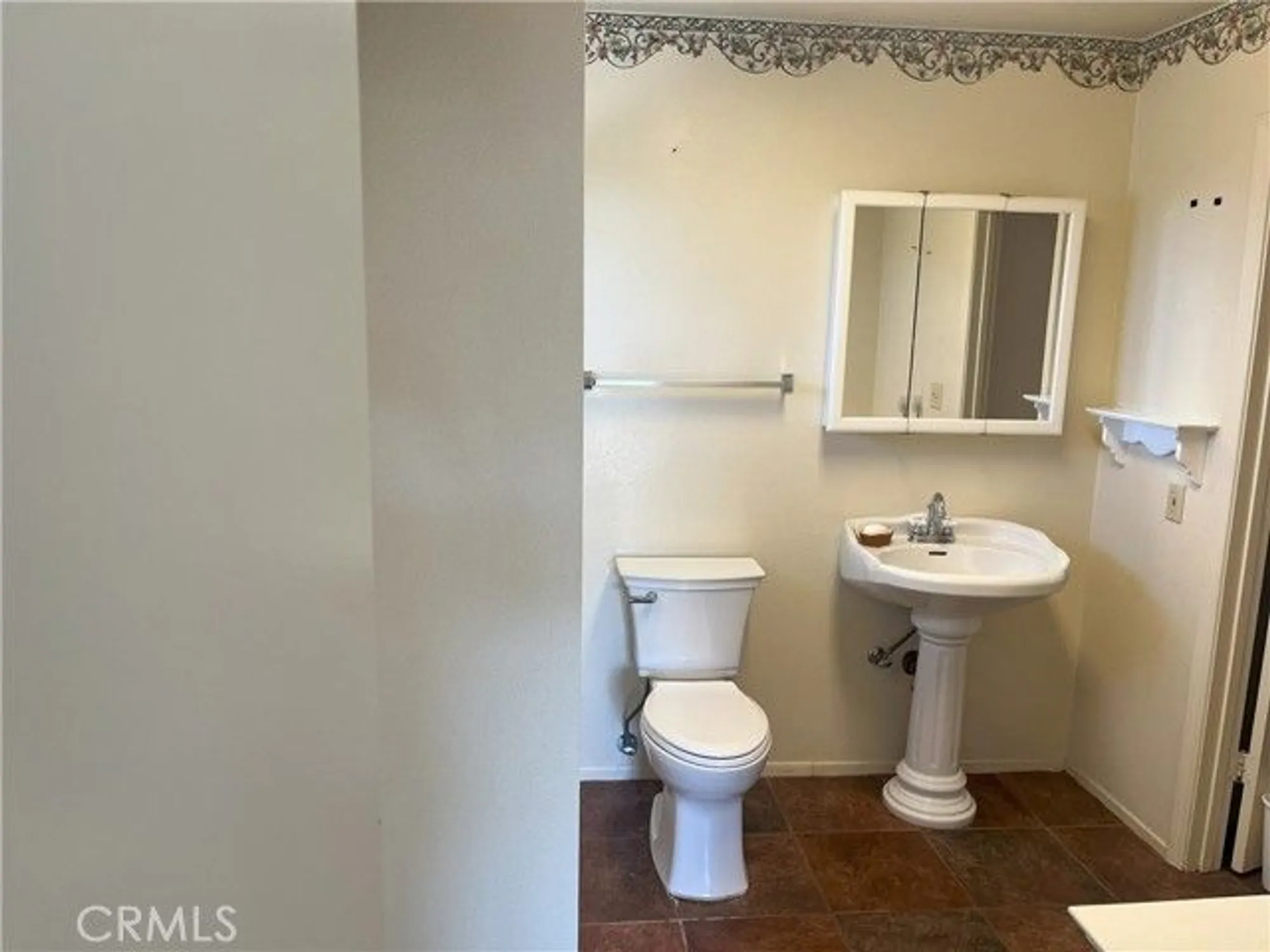 Property Slideshow image 10 of 19 | 28957 glen oaks dr, Menifee, CA, 92586