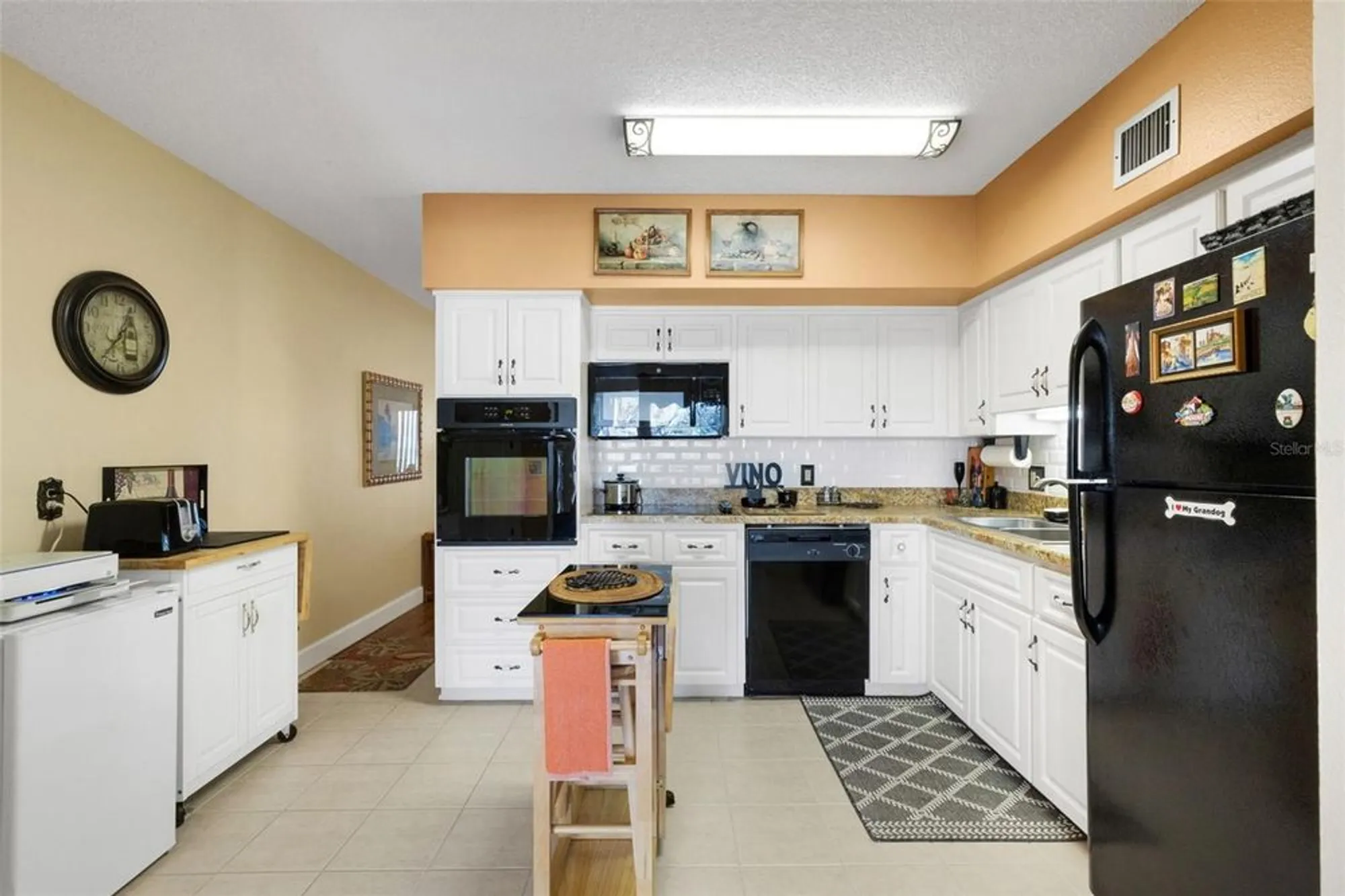 Property Slideshow image 10 of 70 | 2416 world parkway blvd apt 8, Clearwater, FL, 33763