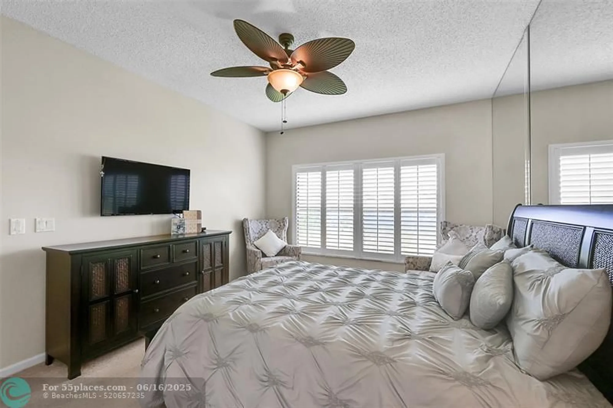 Property Slideshow image 16 of 74 | 8049 aberdeen dr apt 101, Boynton Beach, FL, 33472