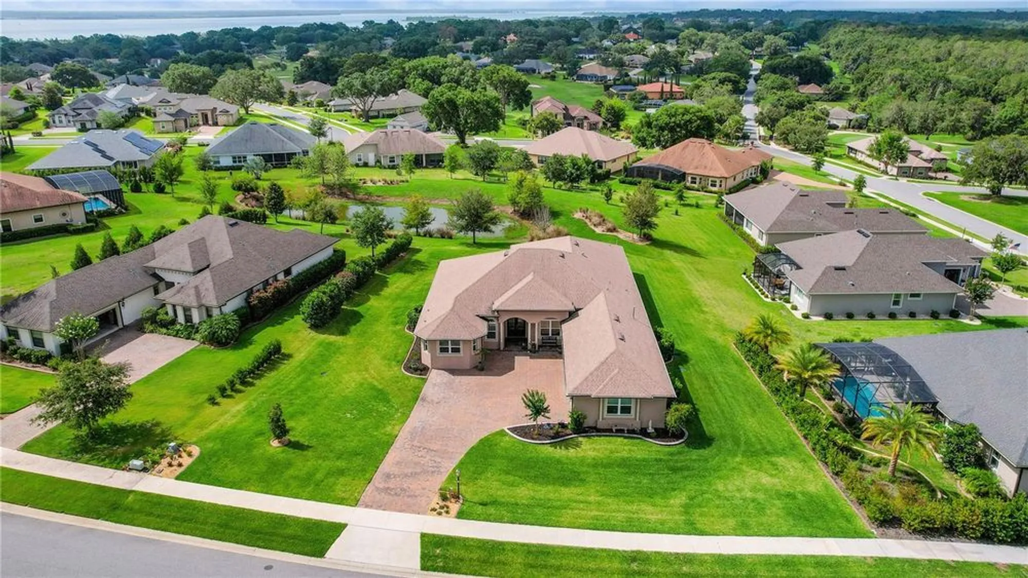 Property Slideshow image 7 of 88 | 6008 apex way, Lady Lake, FL, 32159