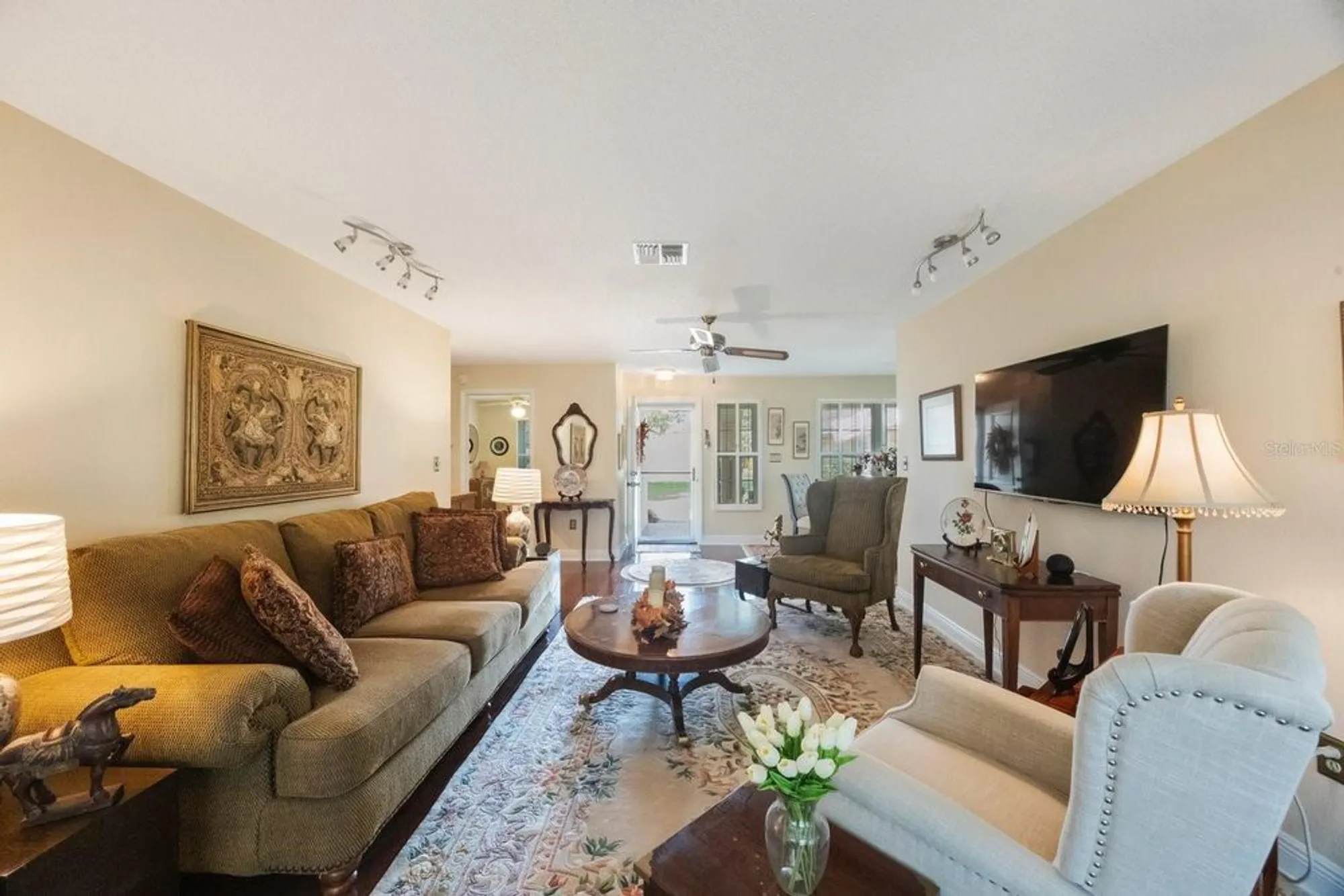 Property Slideshow image 11 of 43 | 4951 grist mill cir, New Port Richey, FL, 34655