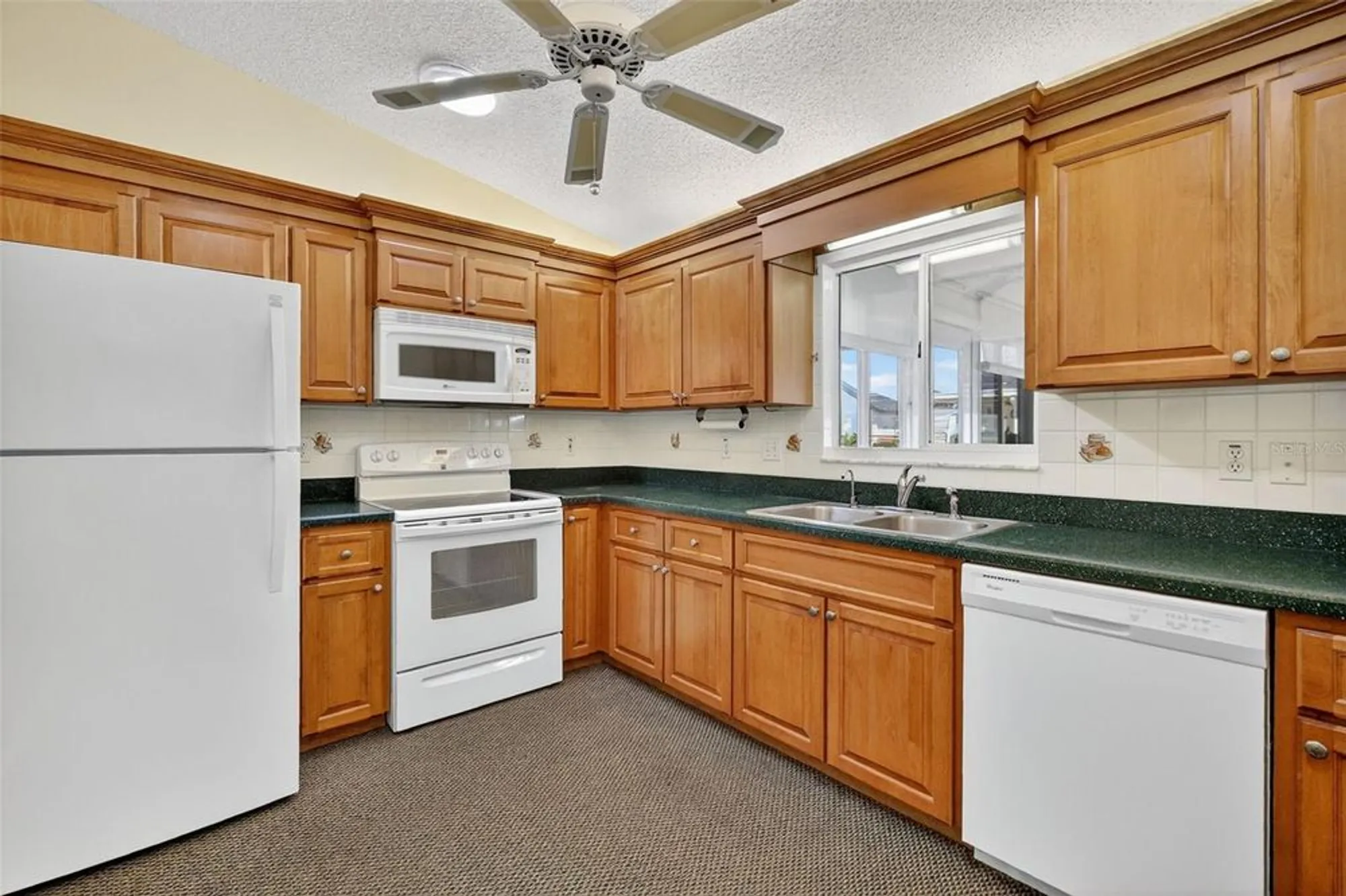 Property Slideshow image 17 of 28 | 17870 se 96th ct, Summerfield, FL, 34491