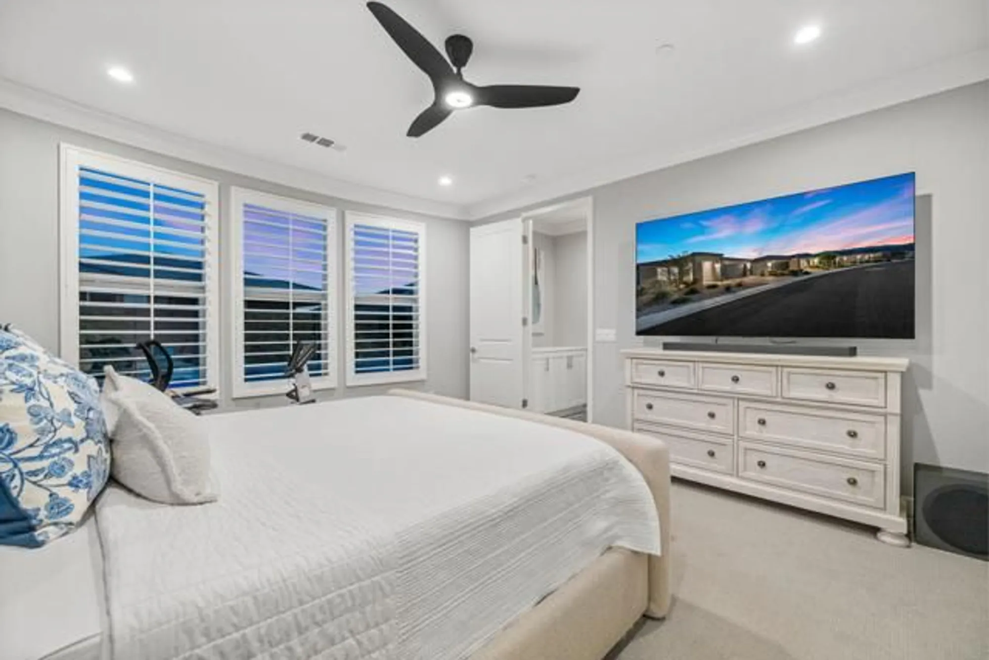 Property Slideshow image 13 of 53 | 82425 w mccarroll dr, Indio, CA, 92201