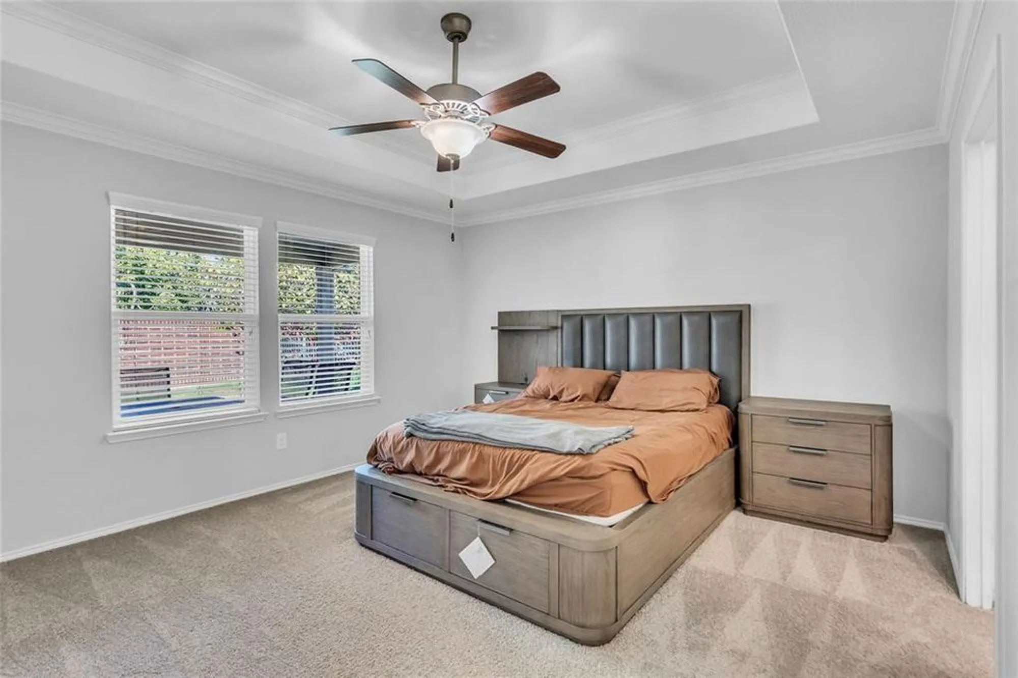 Property Slideshow image 20 of 31 | 8845 twin pines ln, Frisco, TX, 75036