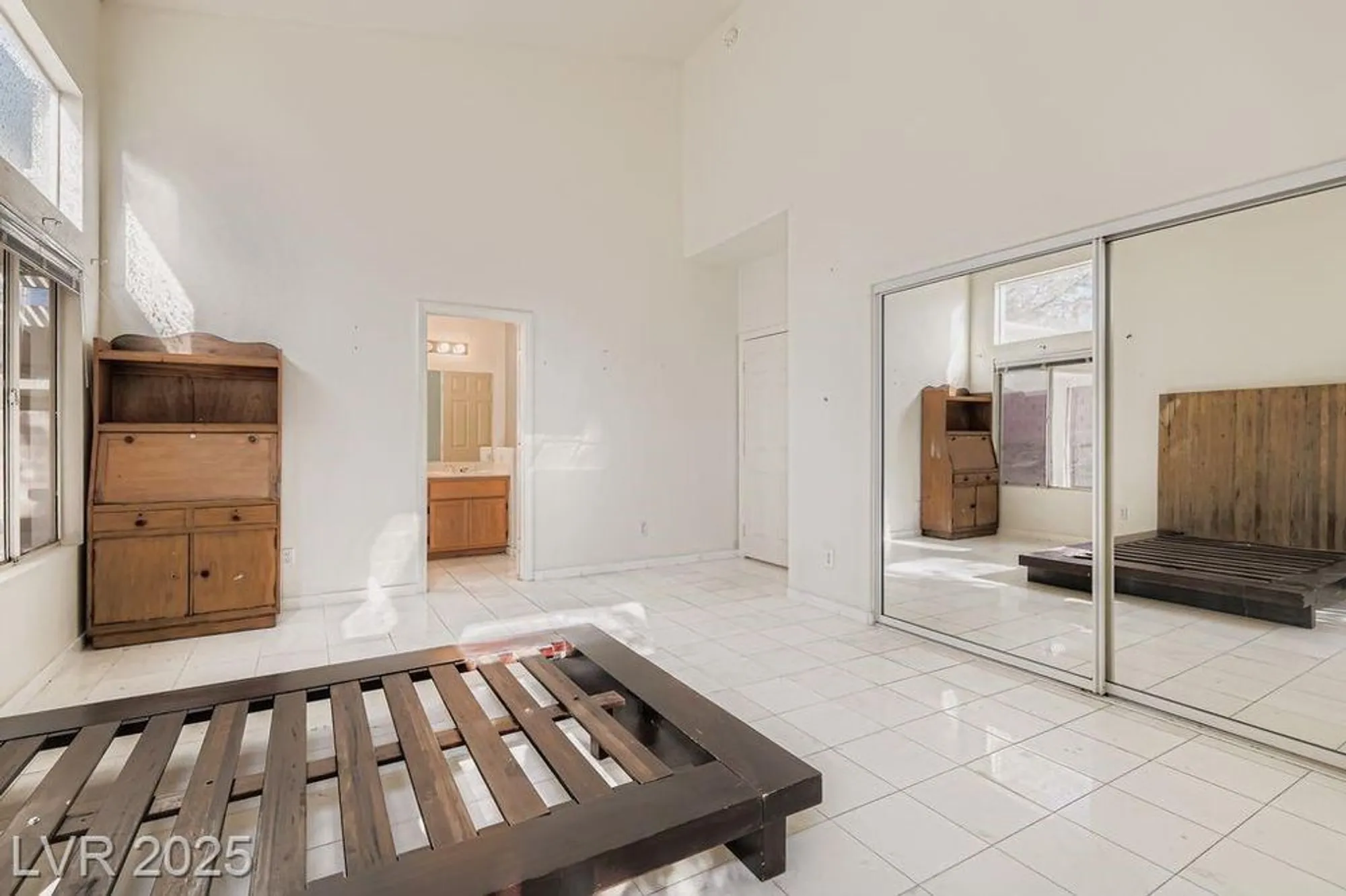 Property Slideshow image 16 of 32 | 4861 alido dr, Las Vegas, NV, 89147