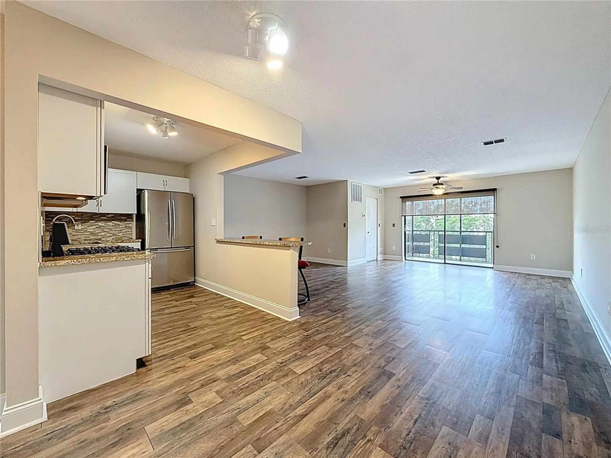 Property Slideshow image 3 of 49 | 5980 80th st n unit 408, Saint Petersburg, FL, 33709