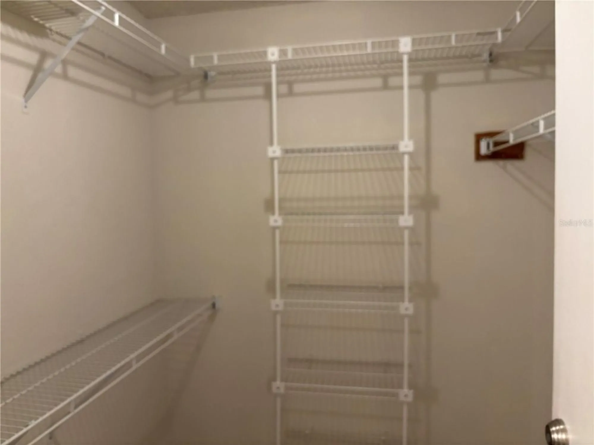 Property Slideshow image 12 of 17 | 1001 otter mill way # 1001, Sun City Center, FL, 33573