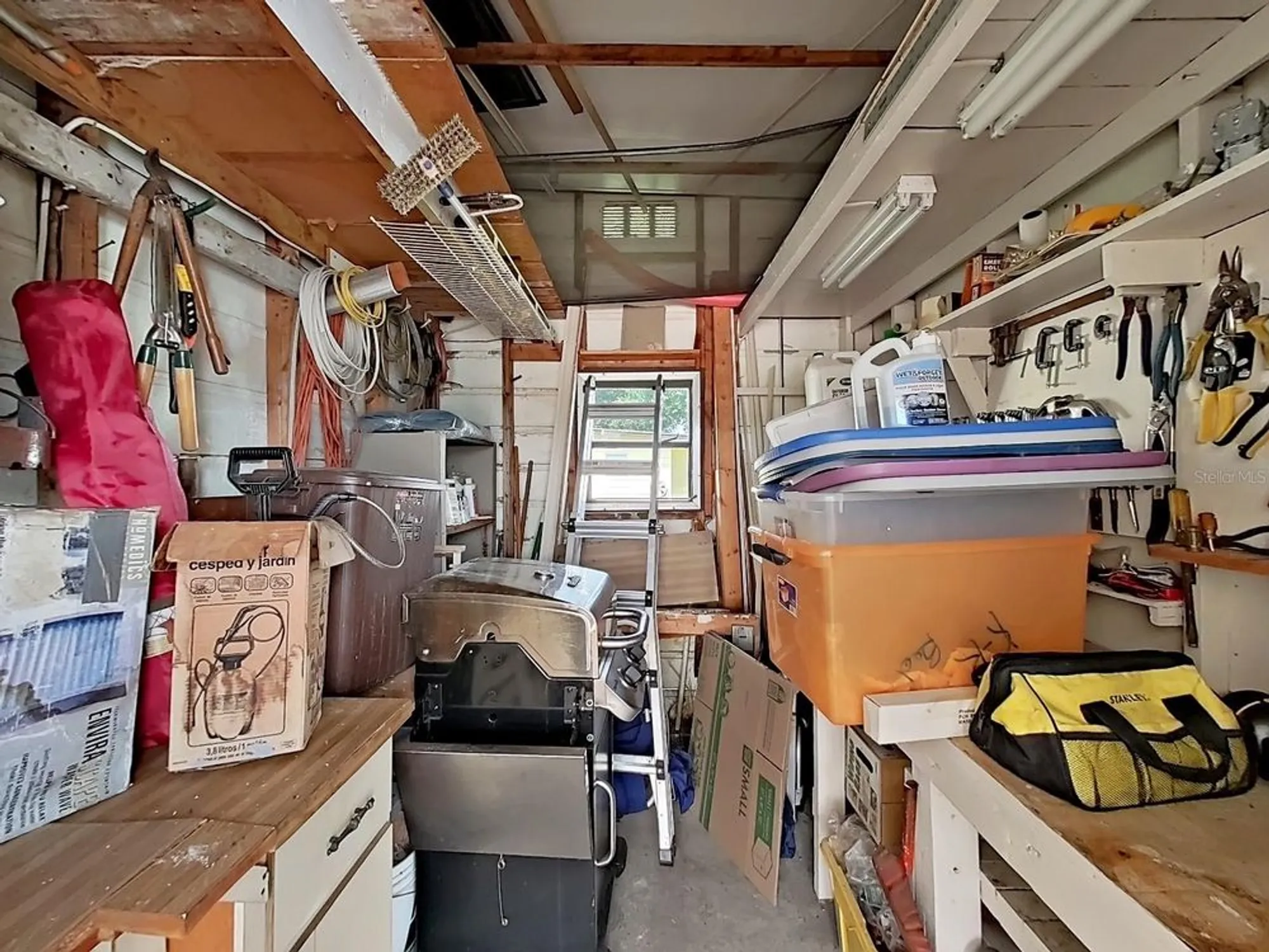 Property Slideshow image 32 of 45 | 4909 foxwood lake dr, Lakeland, FL, 33810