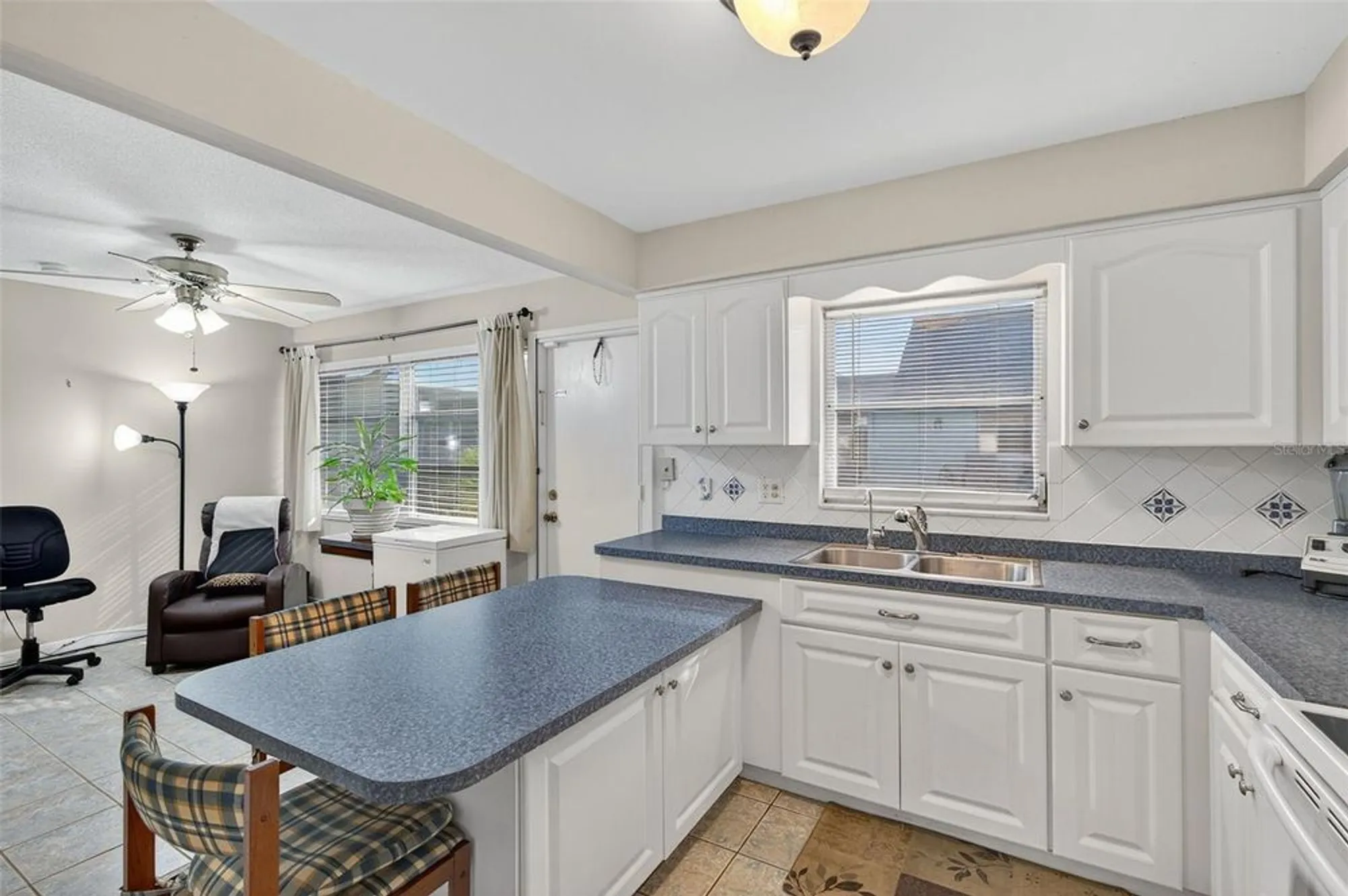 Property Slideshow image 18 of 48 | 6830 lafayette, Pinellas Park, FL, 33781