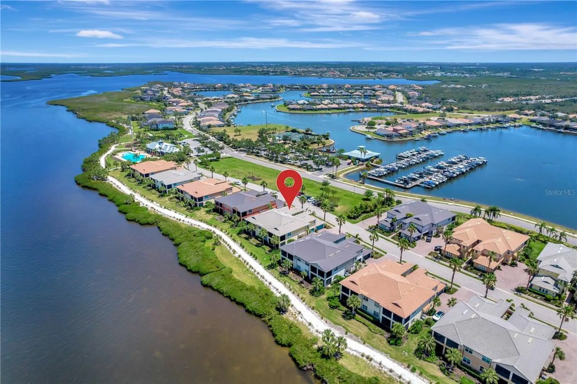 Property Slideshow image 4 of 84 | 1264 riverscape st b, Bradenton, FL, 34208
