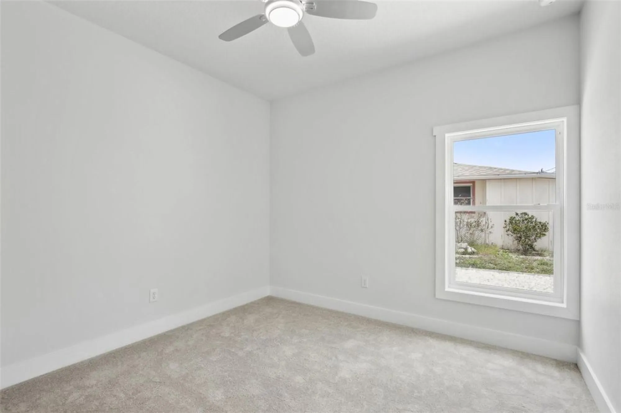 Property Slideshow image 20 of 32 | 718 desert hills way, Sun City Center, FL, 33573