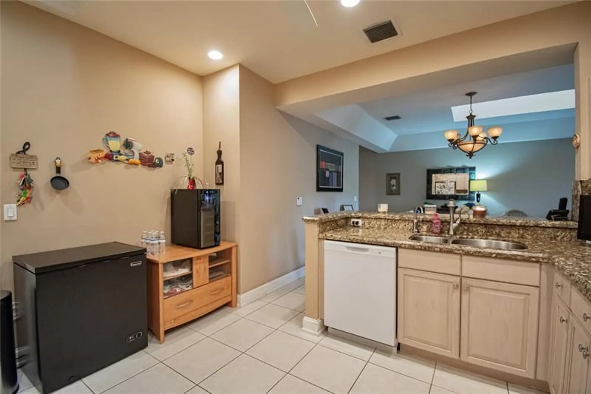 Property Slideshow image 22 of 34 | 12611 crystal pointe dr c, Boynton Beach, FL, 33437