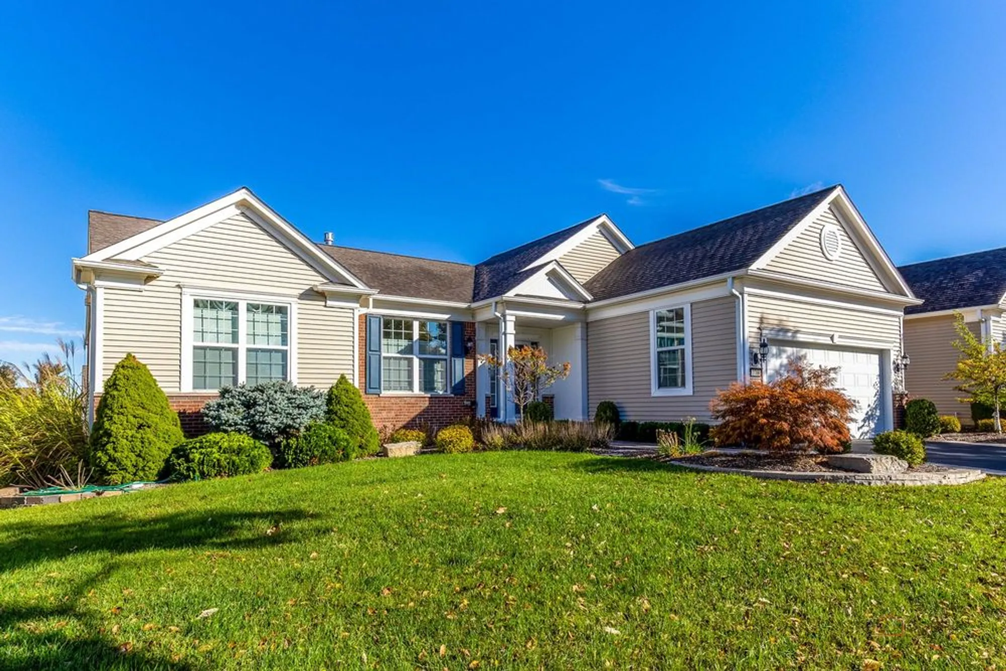 Property Slideshow image 36 of 39 | 3768 canton cir, Mundelein, IL, 60060