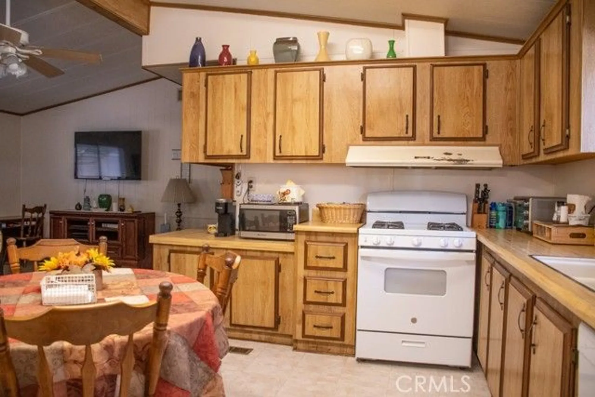 Property Slideshow image 13 of 33 | 3800 w wilson st spc 26, Banning, CA, 92220
