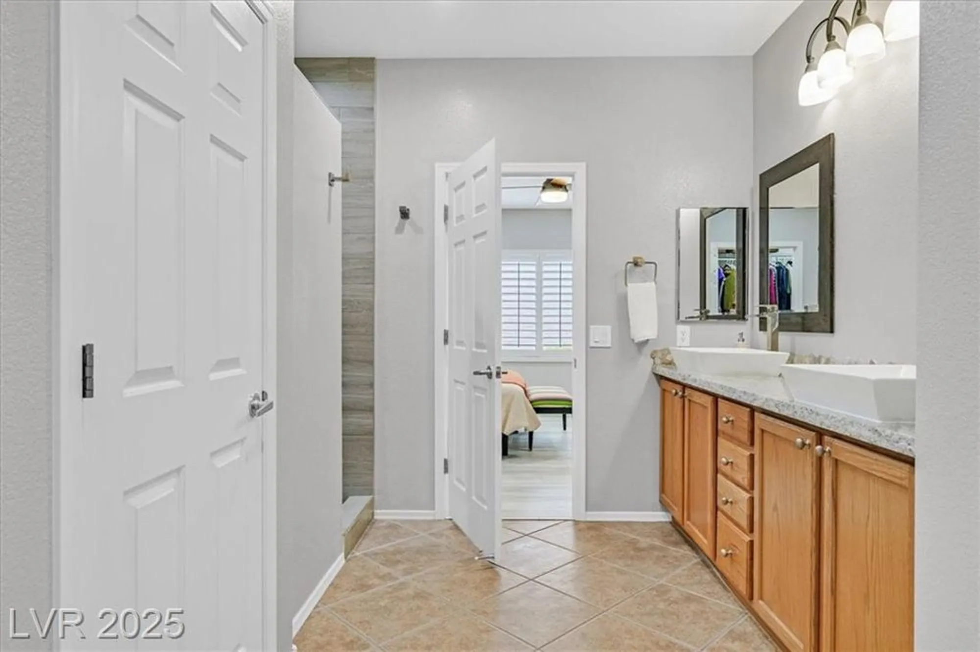 Property Slideshow image 22 of 43 | 2208 sawtooth mountain dr, Henderson, NV, 89044