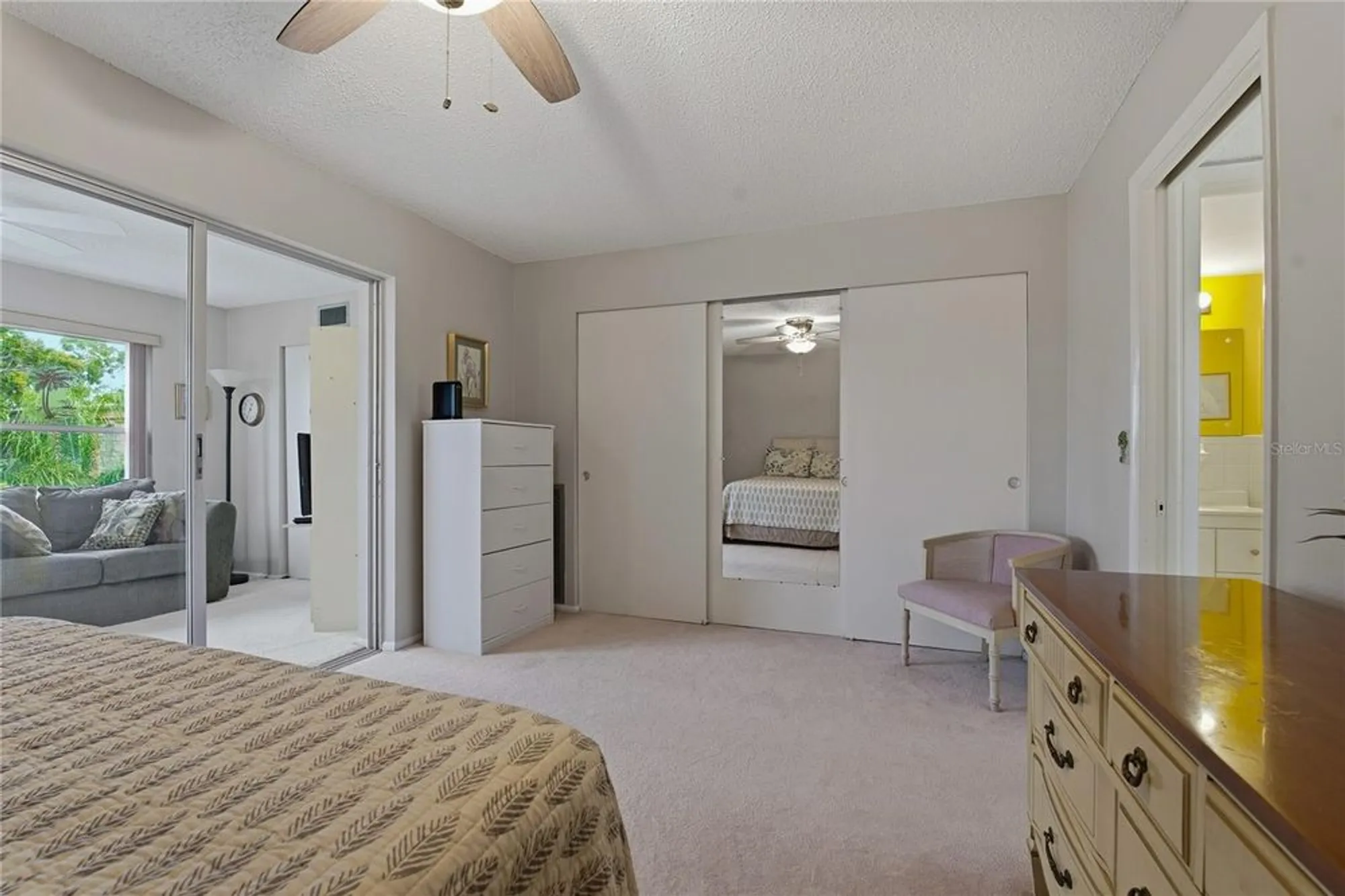 Property Slideshow image 14 of 39 | 2458 columbia dr 68, Clearwater, FL, 33763