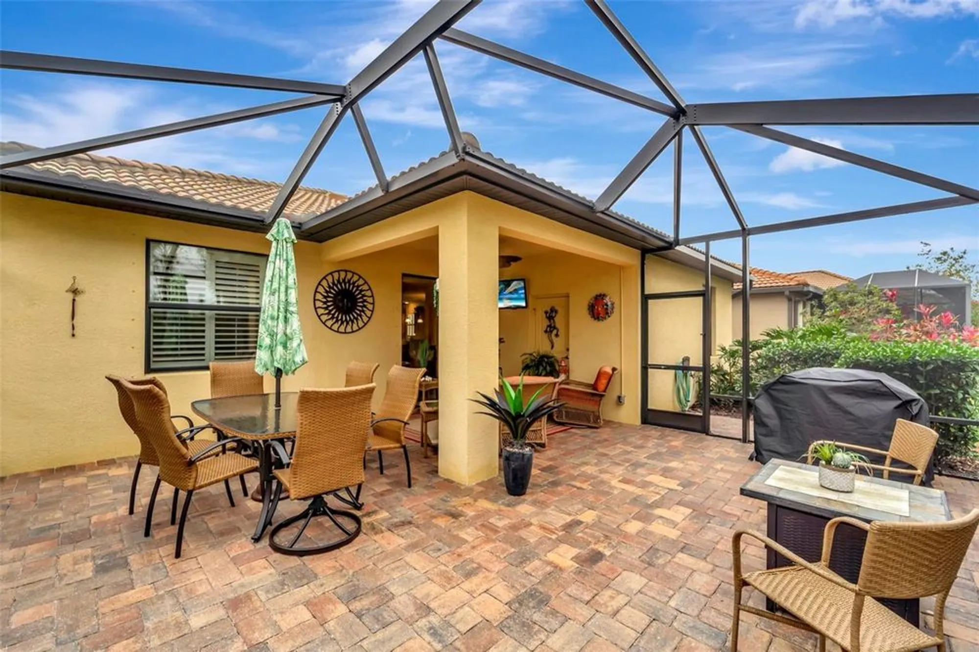 Property Slideshow image 33 of 63 | 2482 arugula dr, North Port, FL, 34289
