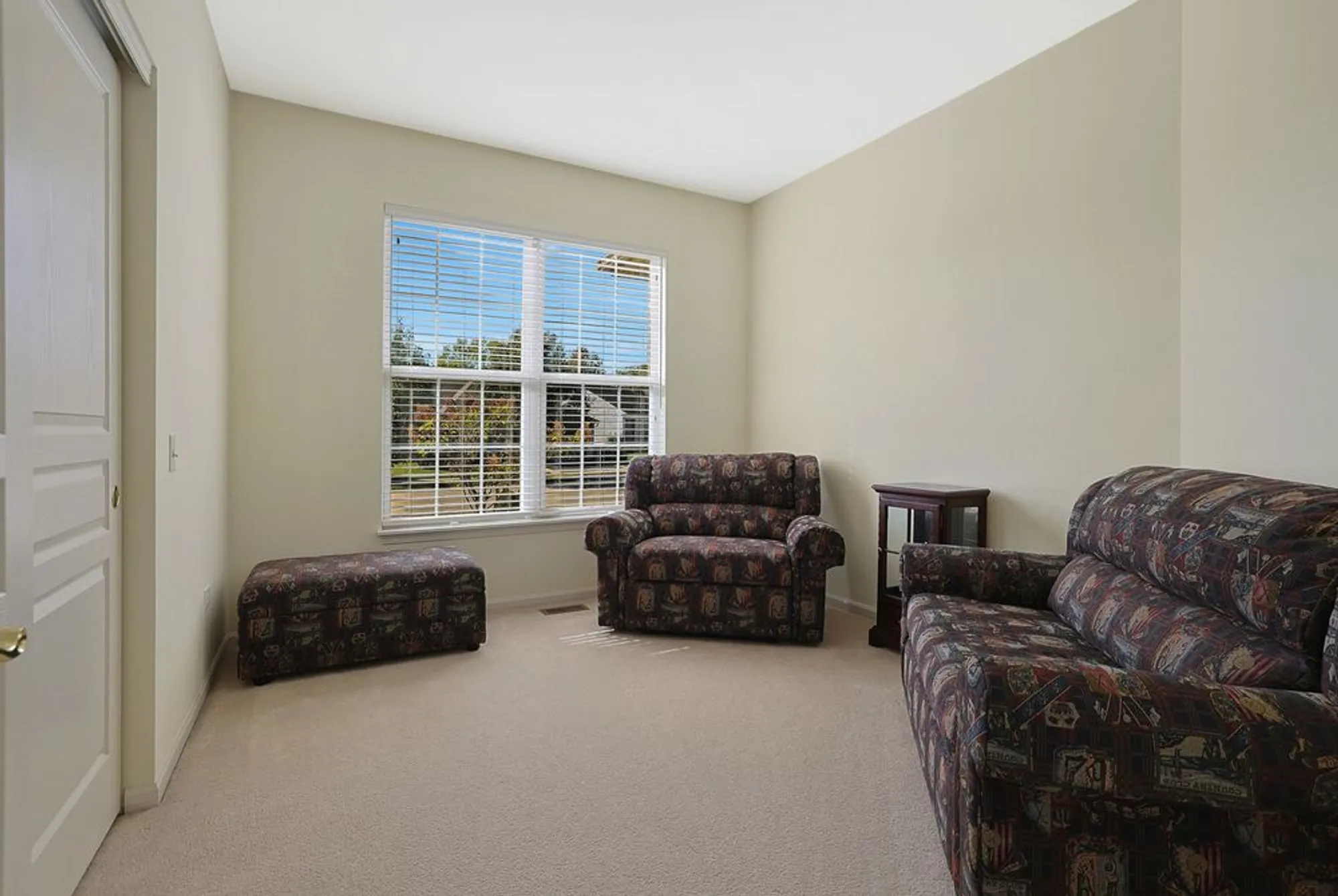 Property Slideshow image 20 of 43 | 12770 timber creek dr, Huntley, IL, 60142