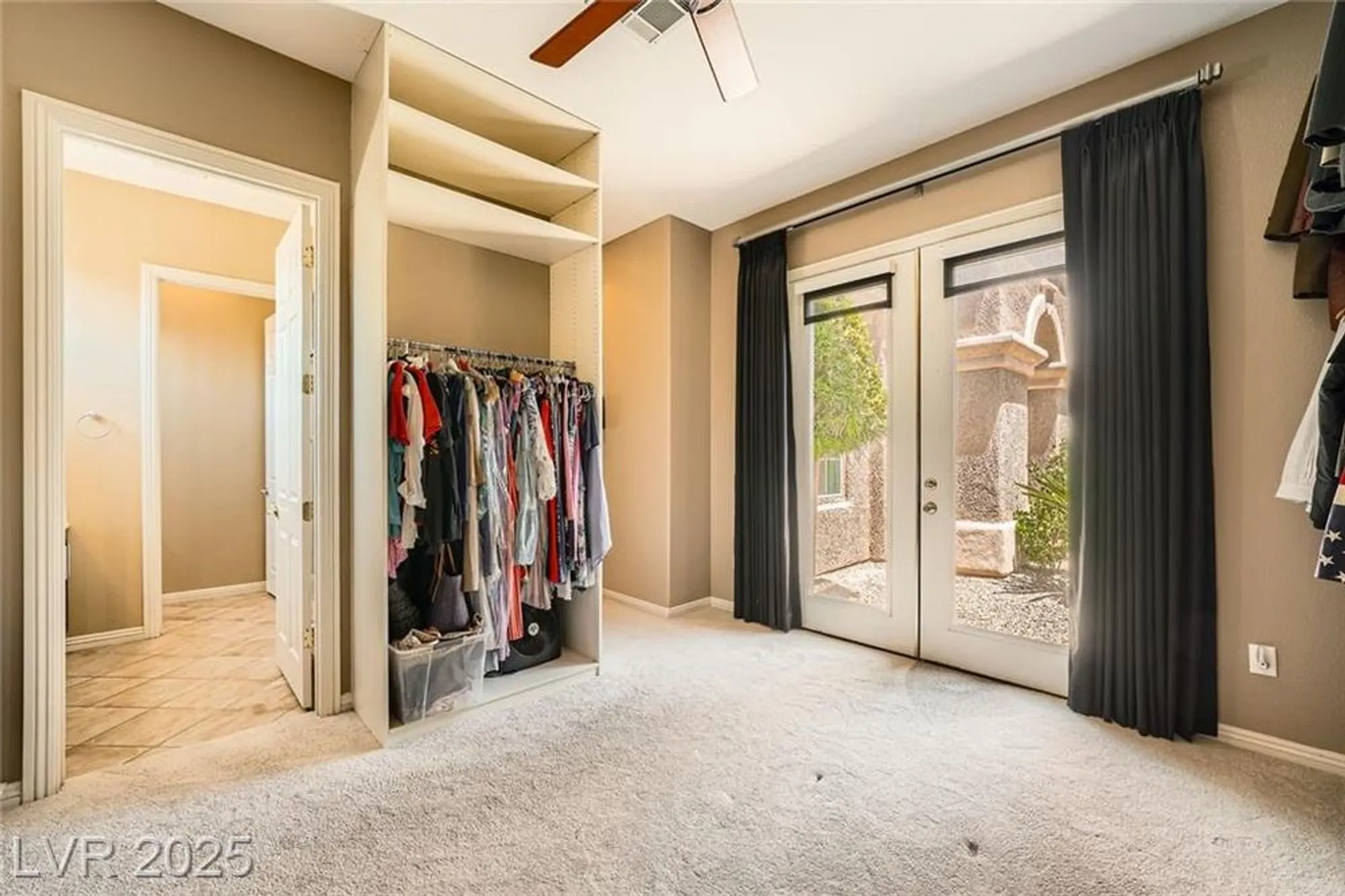 Property Slideshow image 41 of 72 | 4719 riva de romanza st, Las Vegas, NV, 89135