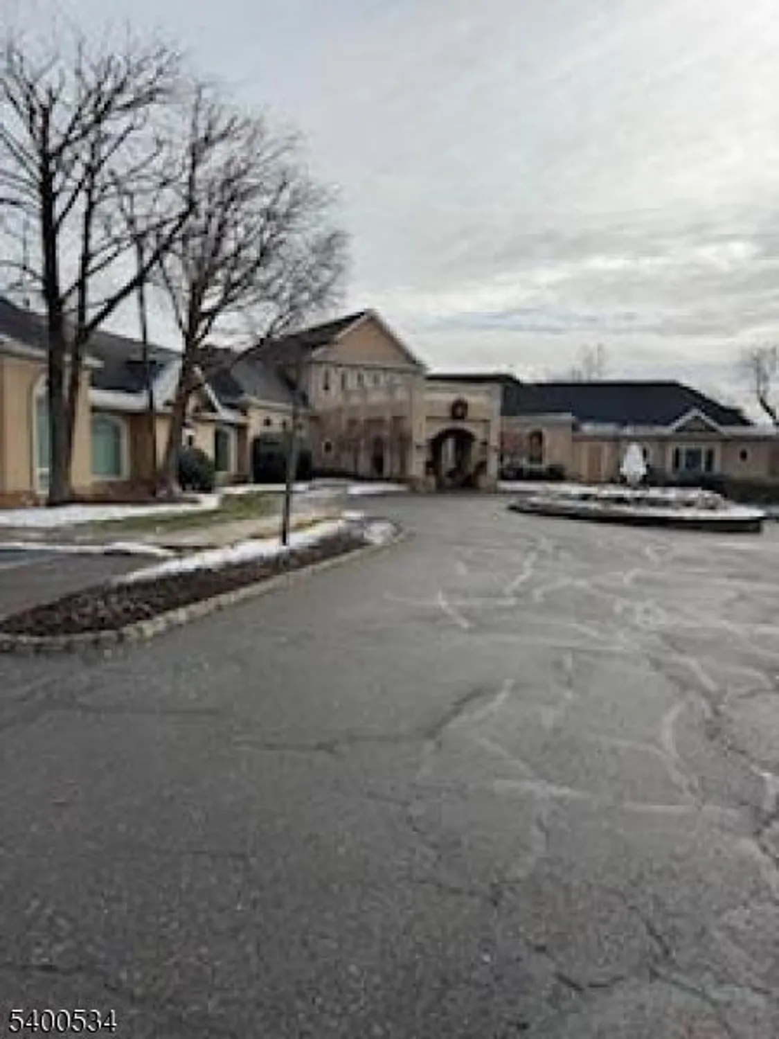 Property Slideshow image 4 of 9 | 4300 cleveland ln, Rockaway Boro, NJ, 07866