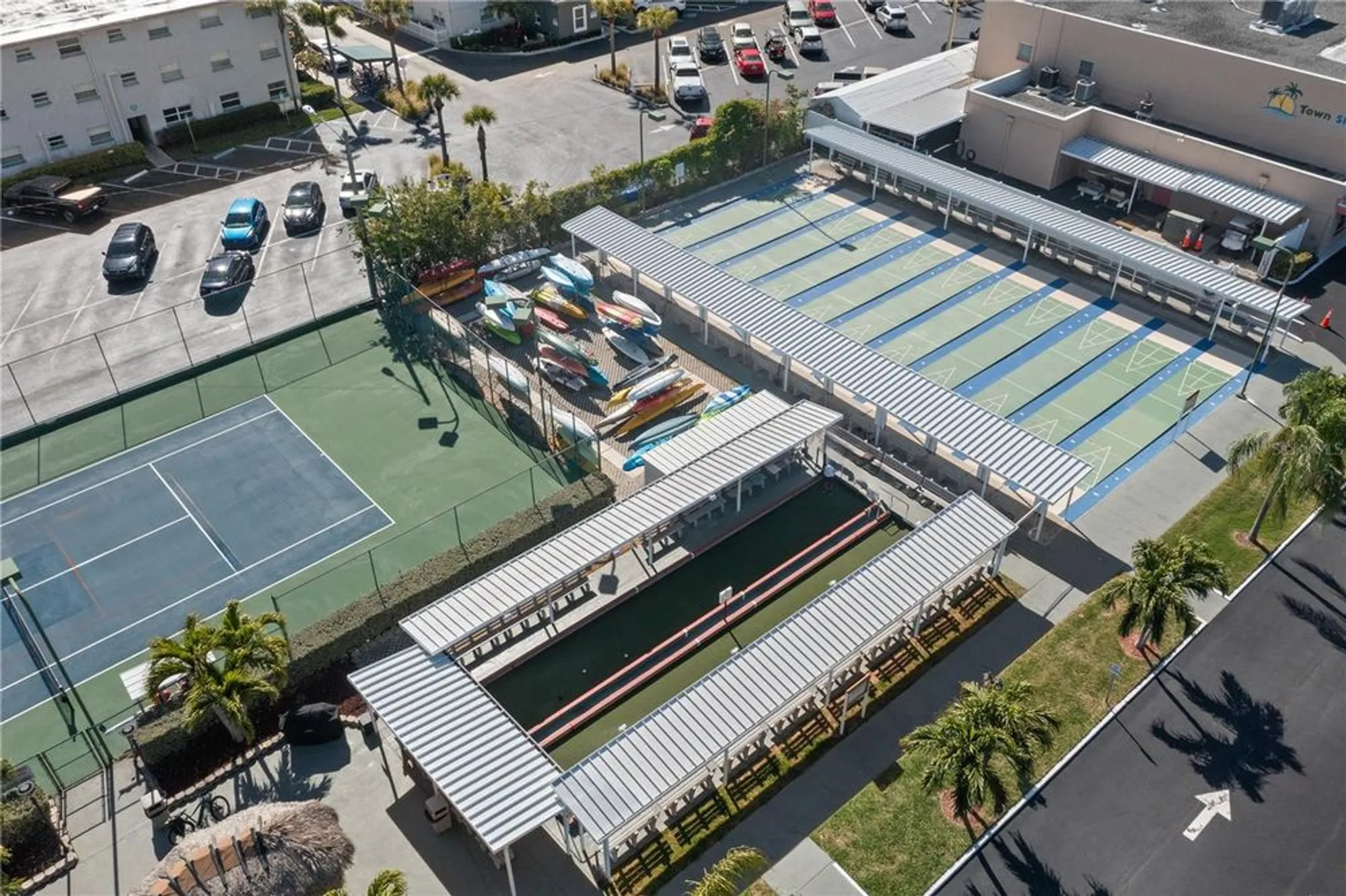 Property Slideshow image 11 of 11 | 2850 59th st 501, Gulfport, FL, 33707