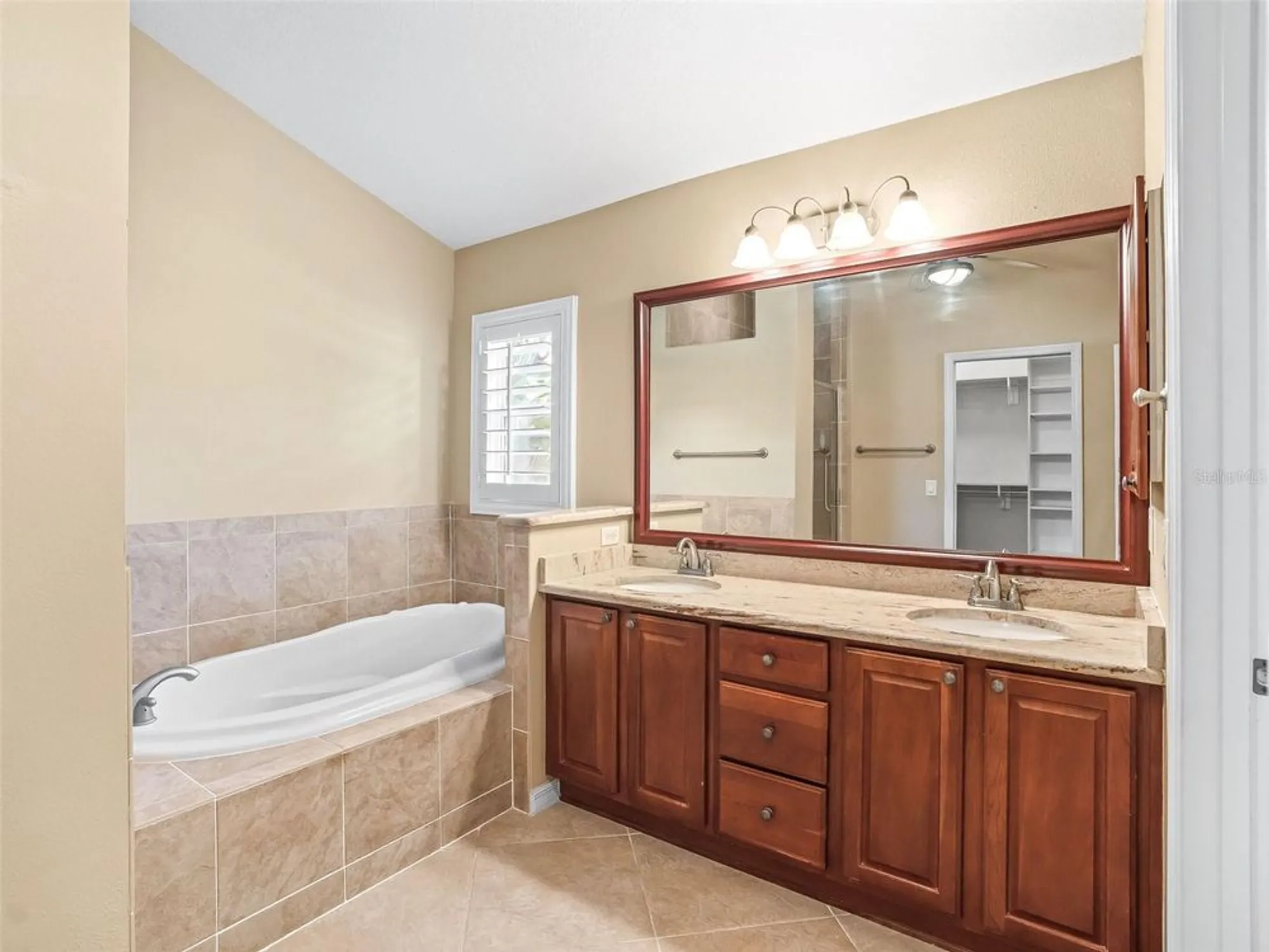 Property Slideshow image 24 of 54 | 728 dowding way, The Villages, FL, 32162
